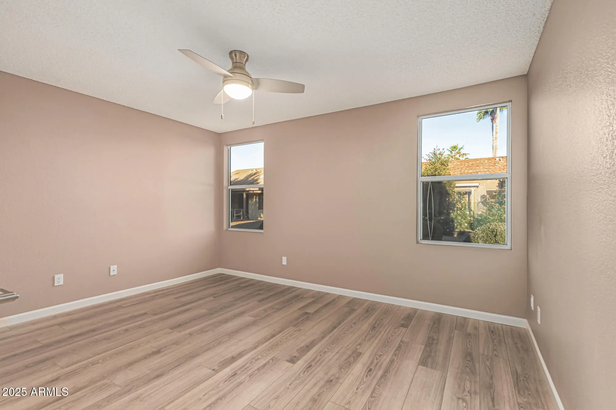 Property Slideshow image 17 of 29 | 6711 s coral gable dr, Chandler, AZ, 85249