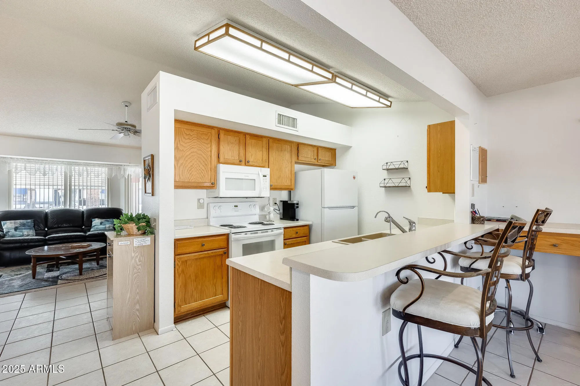 Property Slideshow image 13 of 39 | 20854 n gable hill dr, Sun City West, AZ, 85375