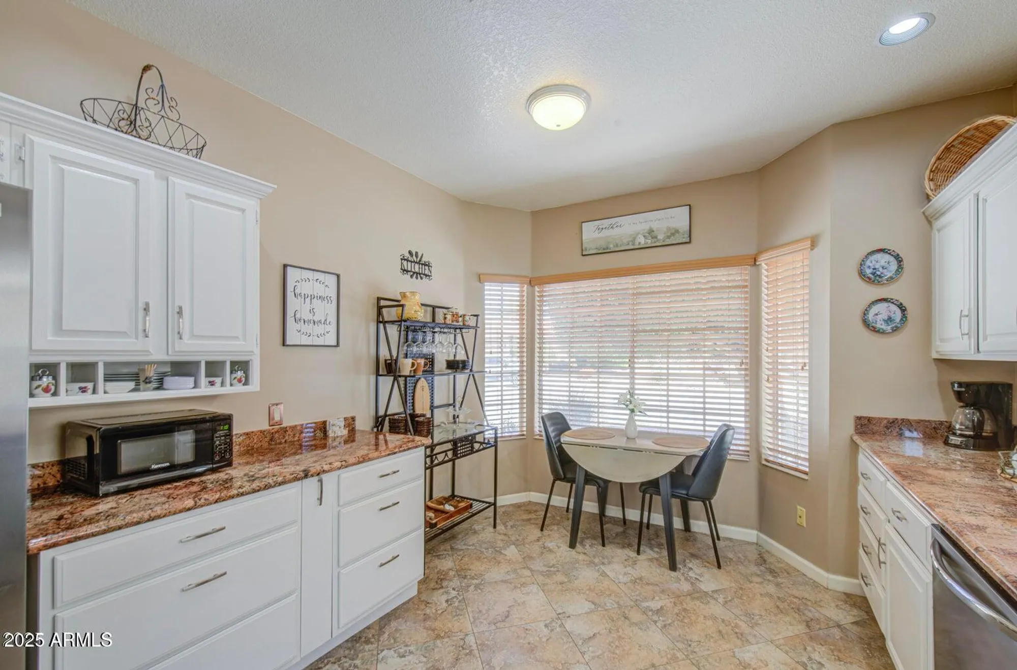 Property Slideshow image 5 of 31 | 26210 s flame tree dr, Sun Lakes, AZ, 85248