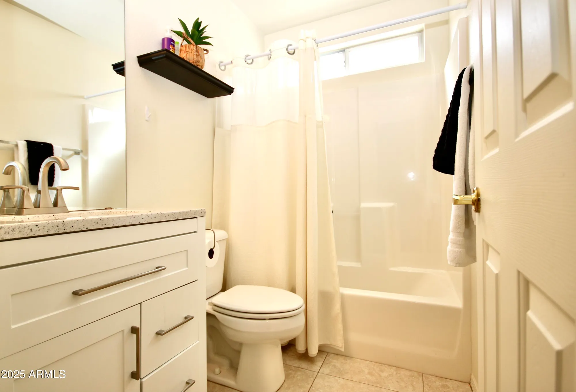 Property Slideshow image 11 of 34 | 1757 e palm beach dr, Chandler, AZ, 85249