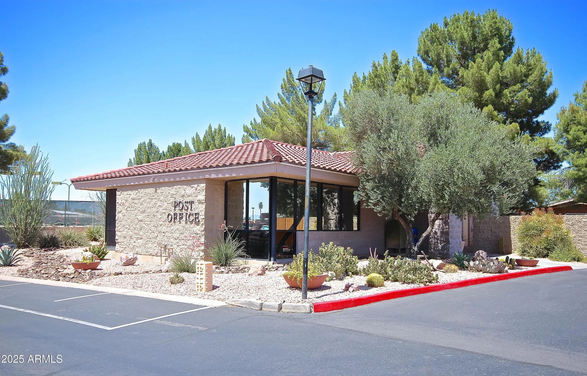 Property Slideshow image 29 of 34 | 1757 e palm beach dr, Chandler, AZ, 85249