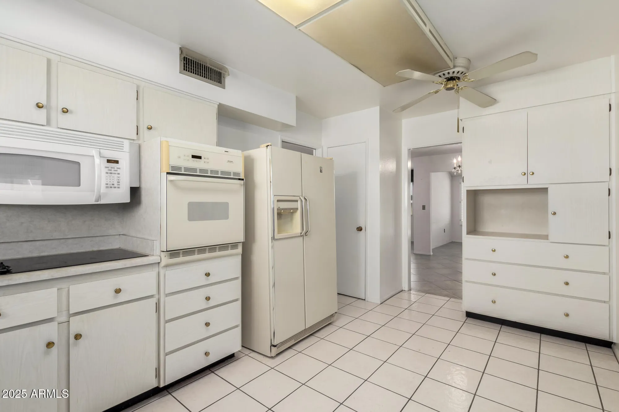 Property Slideshow image 14 of 37 | 10319 w twin oaks dr, Sun City, AZ, 85351