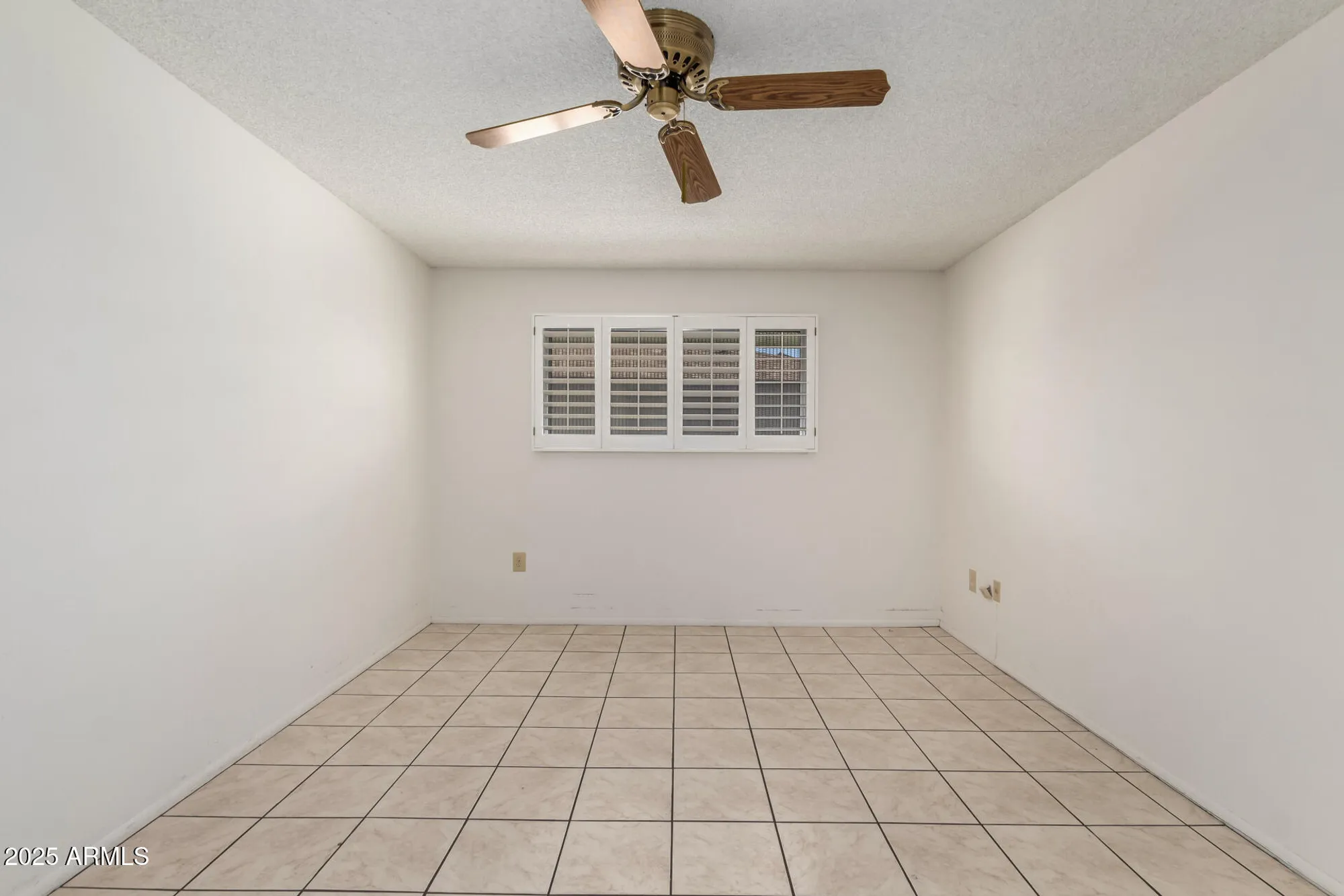 Property Slideshow image 17 of 37 | 10319 w twin oaks dr, Sun City, AZ, 85351