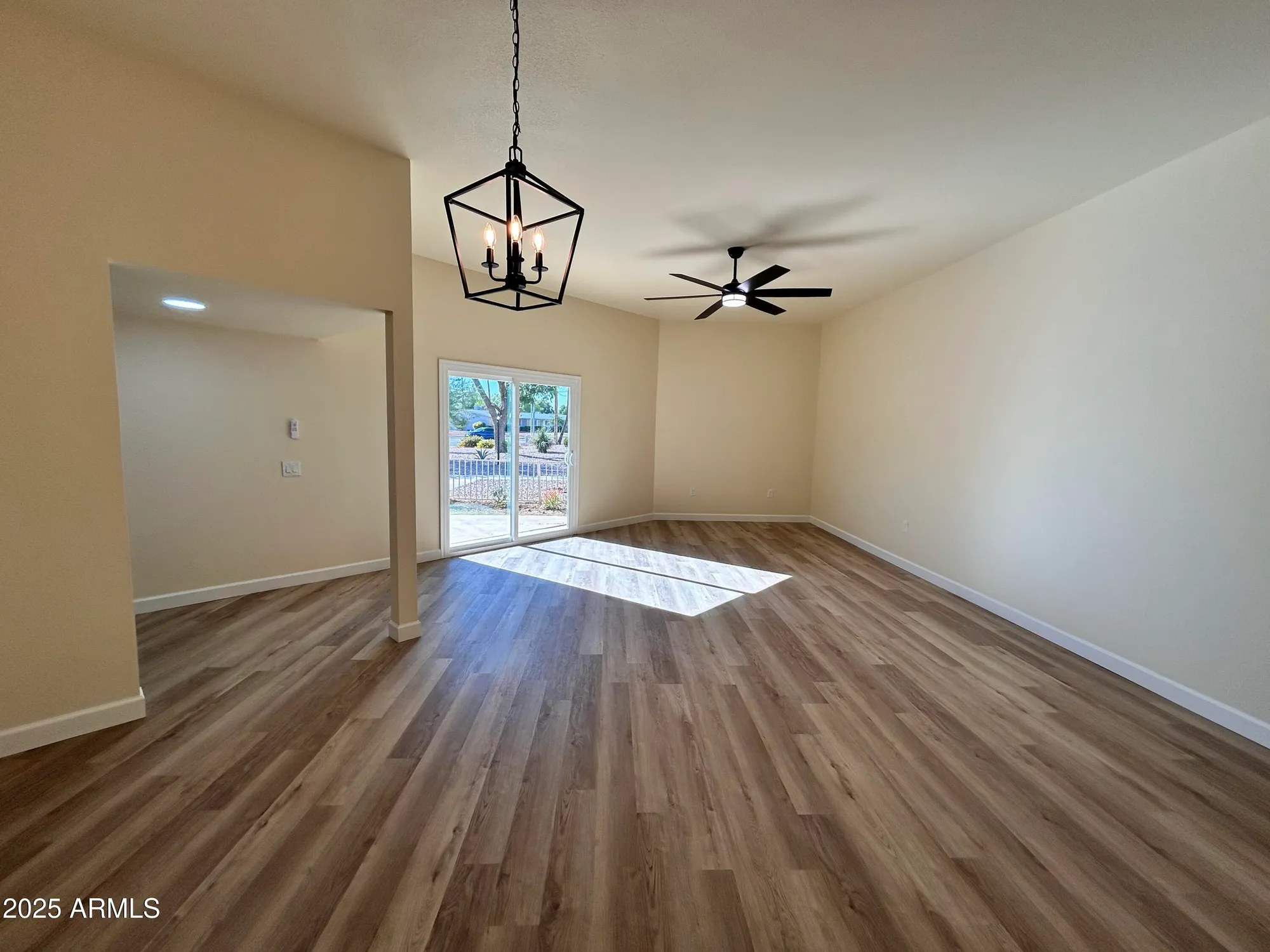 Property Slideshow image 11 of 19 | 10838 w thunderbird blvd, Sun City, AZ, 85351