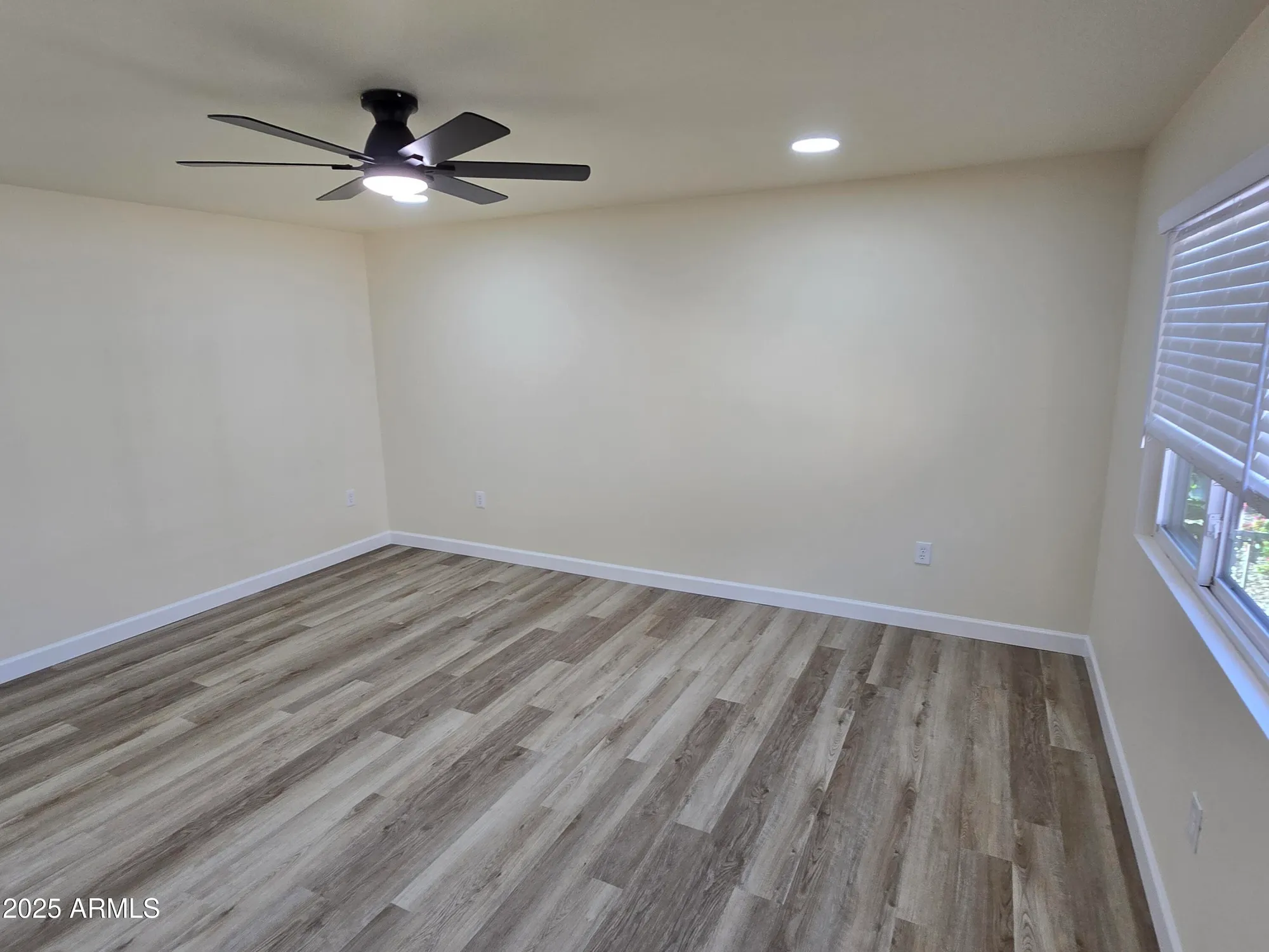 Property Slideshow image 19 of 19 | 10838 w thunderbird blvd, Sun City, AZ, 85351