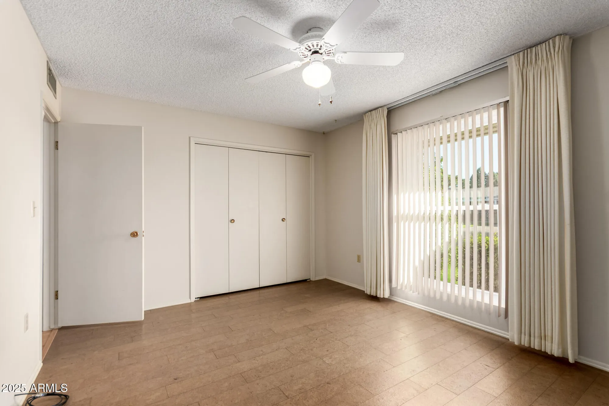 Property Slideshow image 13 of 28 | 10754 w cinnebar ave, Sun City, AZ, 85351