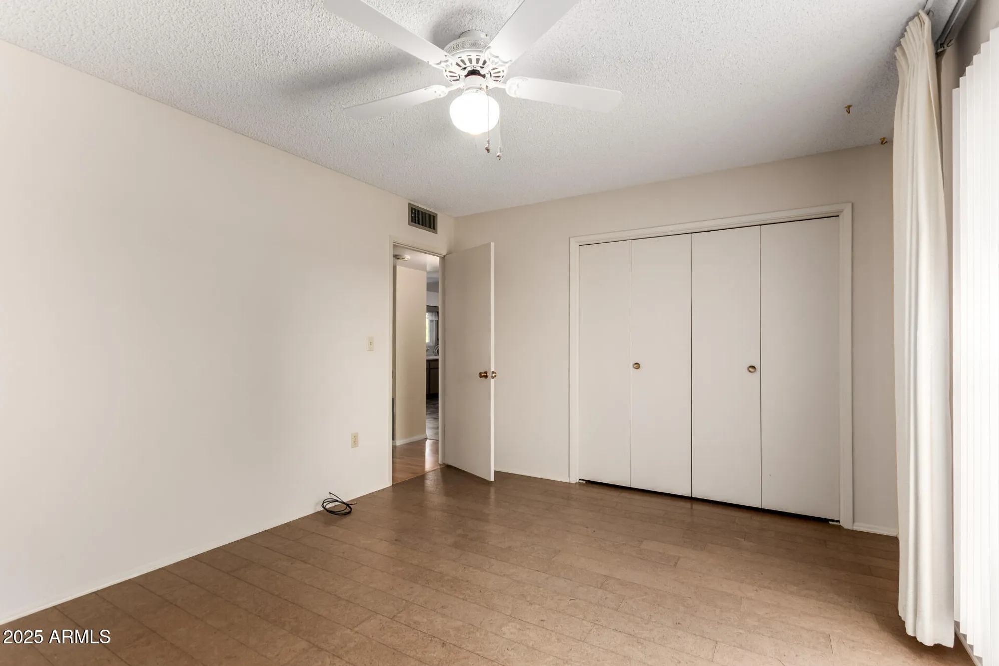 Property Slideshow image 14 of 28 | 10754 w cinnebar ave, Sun City, AZ, 85351