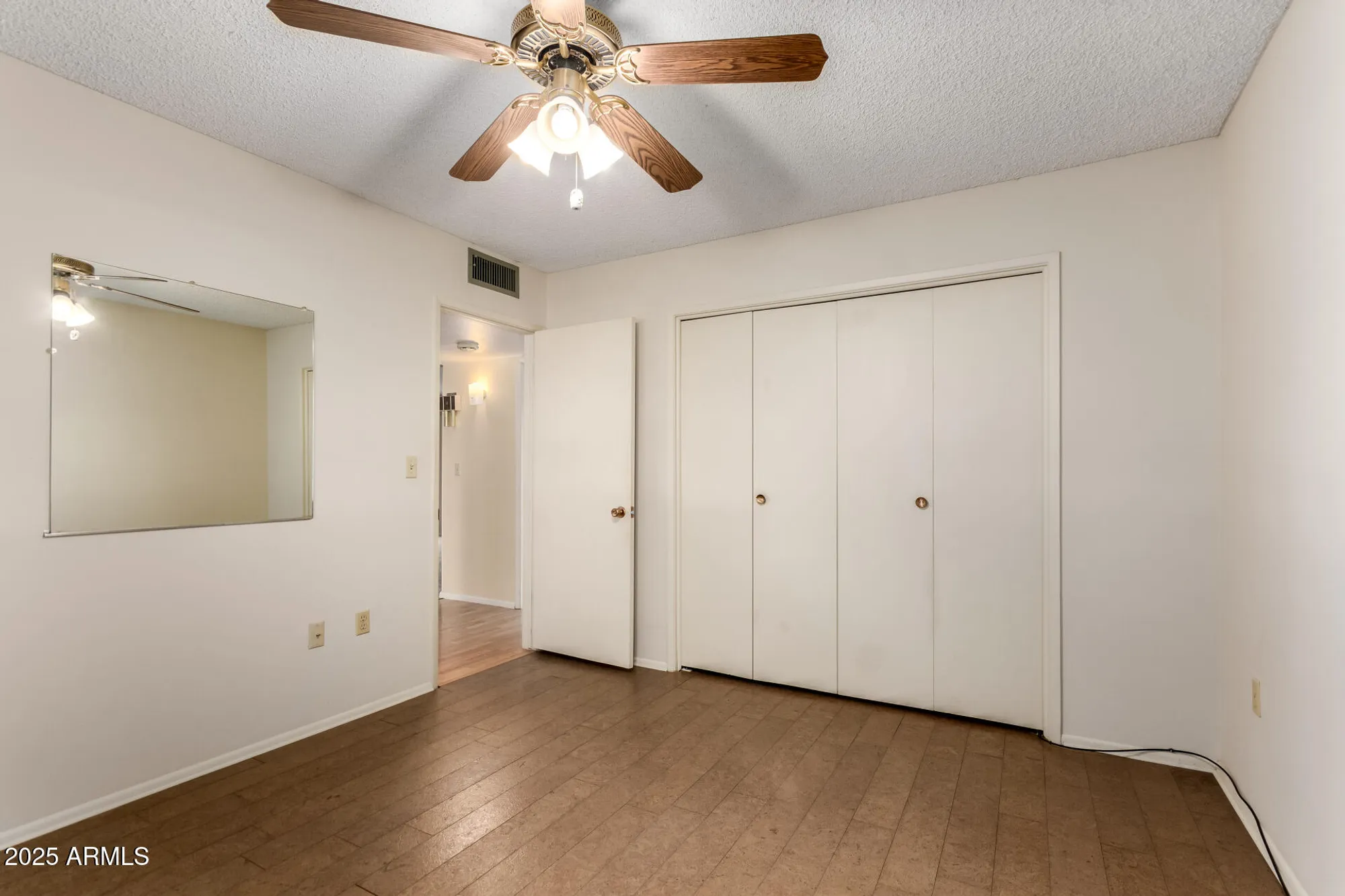 Property Slideshow image 16 of 28 | 10754 w cinnebar ave, Sun City, AZ, 85351