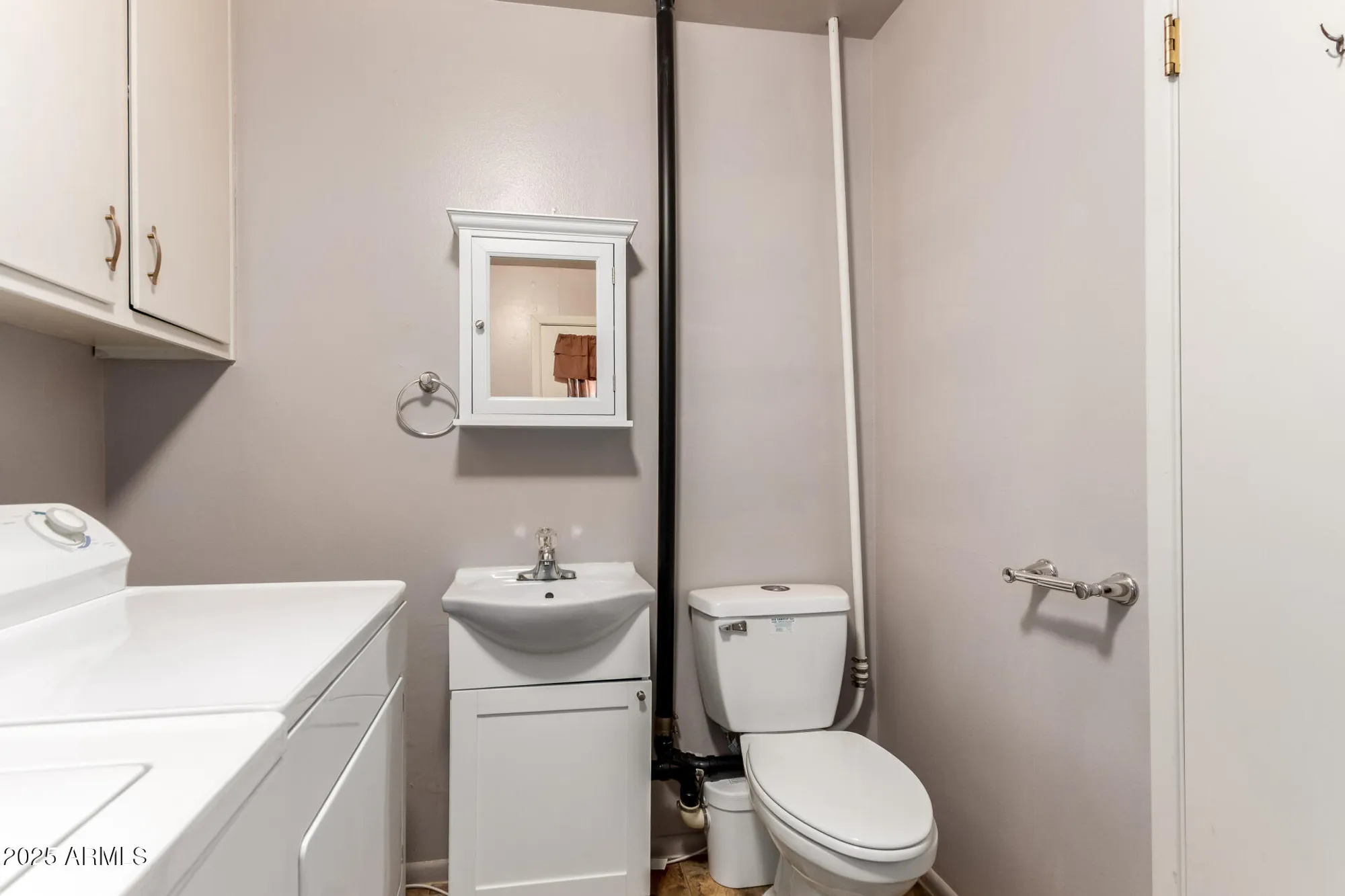 Property Slideshow image 18 of 28 | 10754 w cinnebar ave, Sun City, AZ, 85351