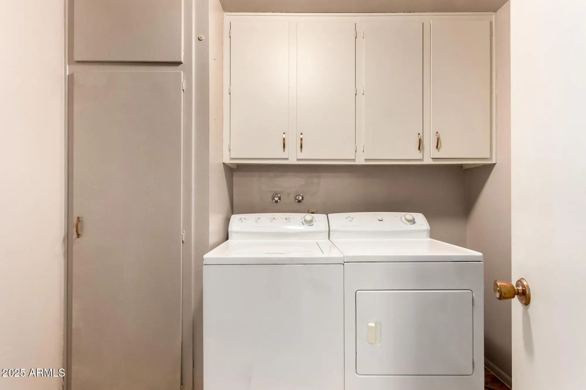 Property Slideshow image 19 of 28 | 10754 w cinnebar ave, Sun City, AZ, 85351