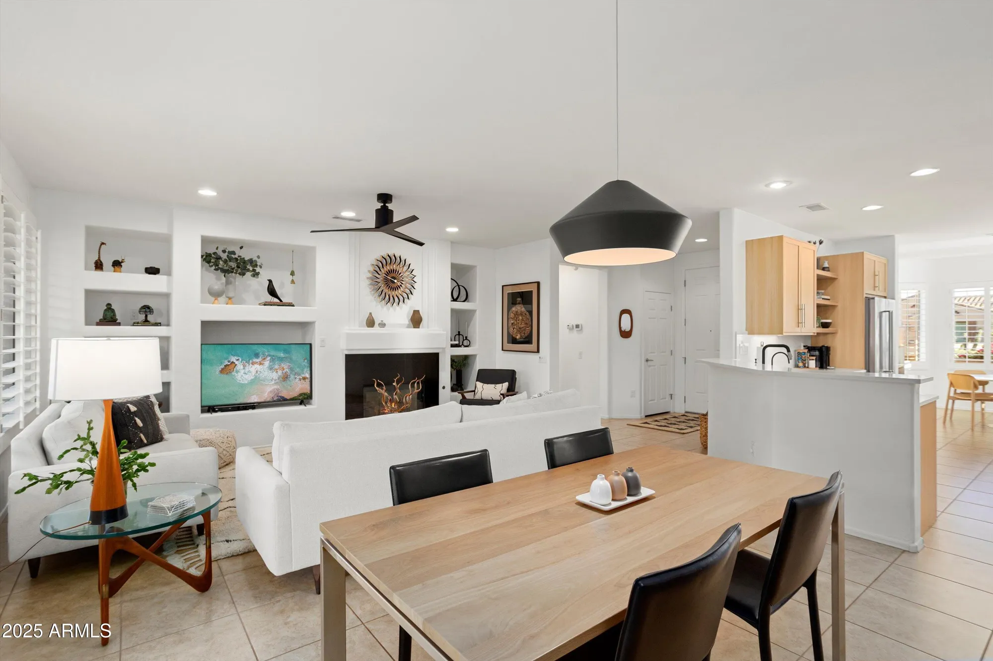 Property Slideshow image 13 of 36 | 20656 n canyon whisper dr, Surprise, AZ, 85387