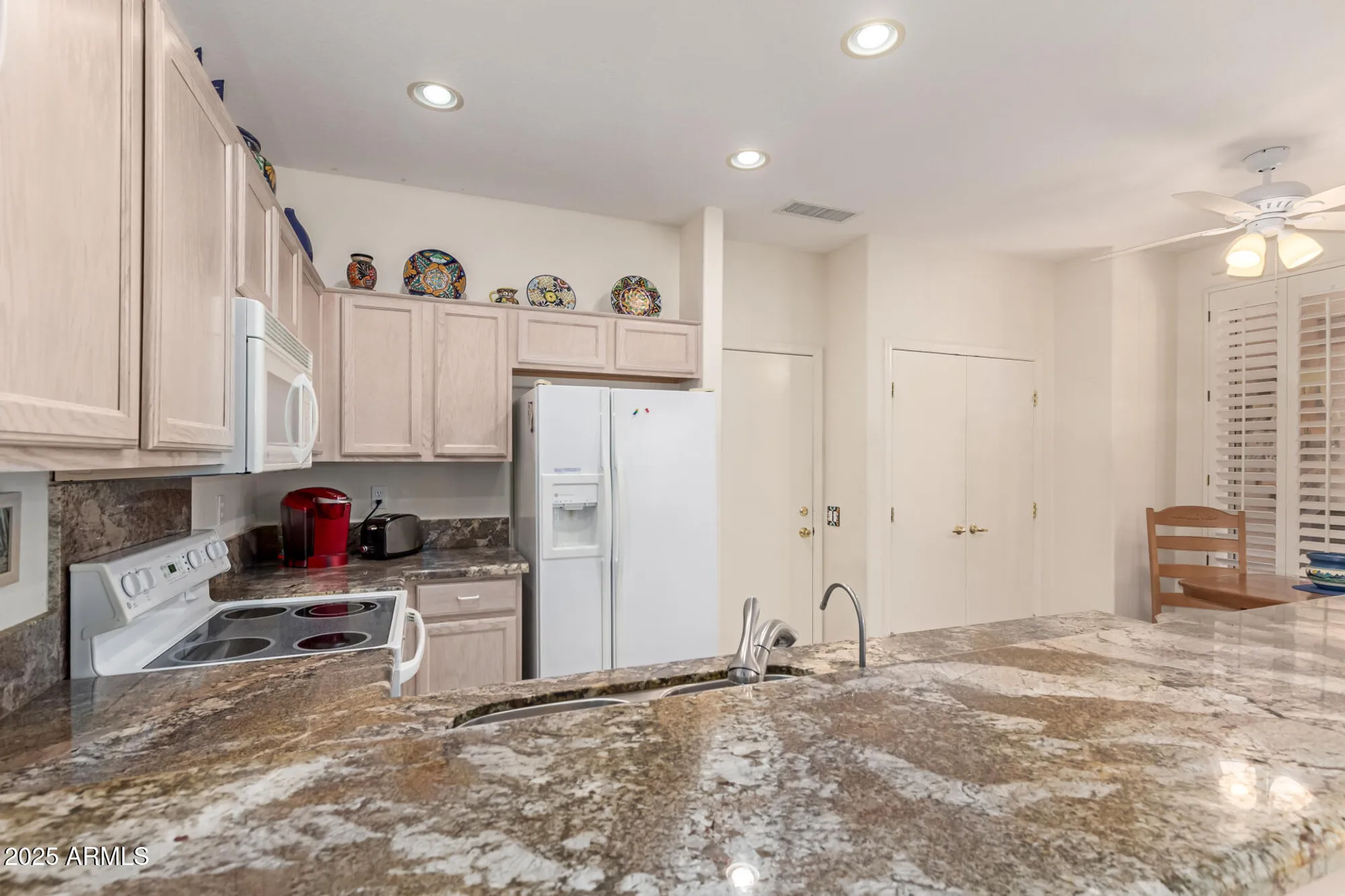 Property Slideshow image 12 of 27 | 20230 n sundance way, Surprise, AZ, 85374