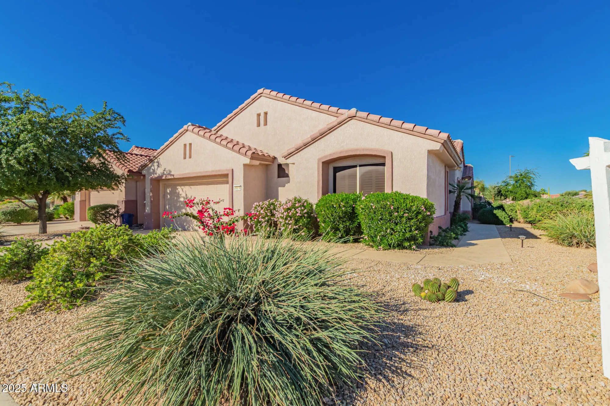 Property Slideshow image 1 of 27 | 20230 n sundance way, Surprise, AZ, 85374