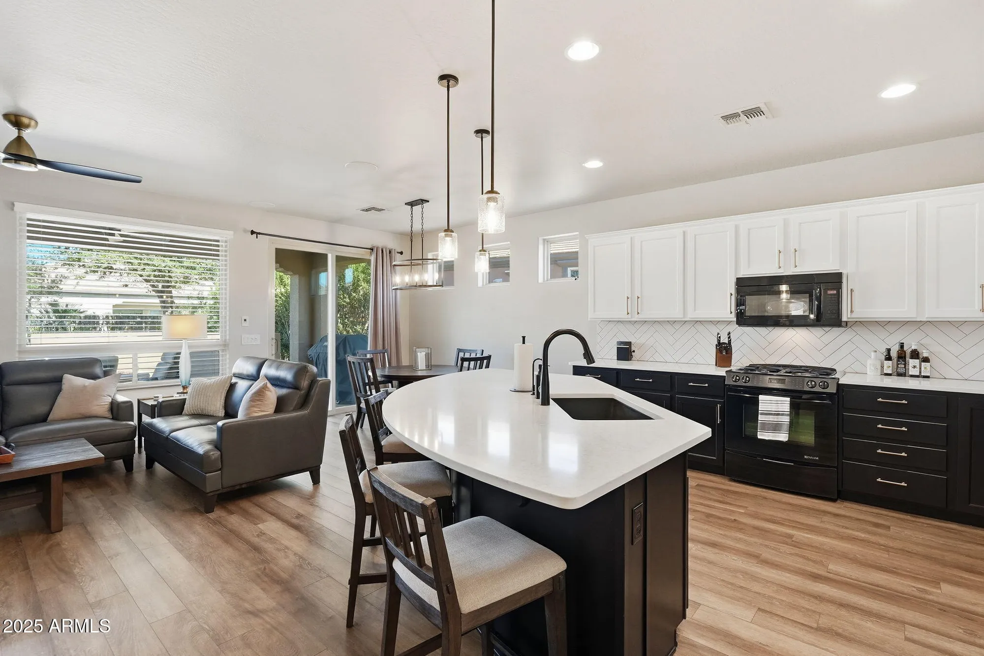 Property Slideshow image 8 of 51 | 1522 e amaranth trl, Queen Creek, AZ, 85140