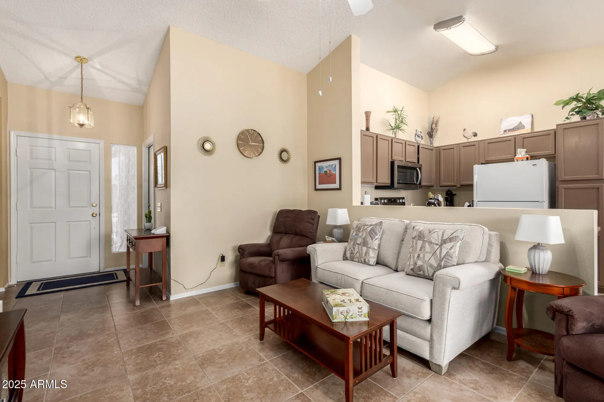 Property Slideshow image 5 of 17 | 1792 e palm beach dr, Chandler, AZ, 85249