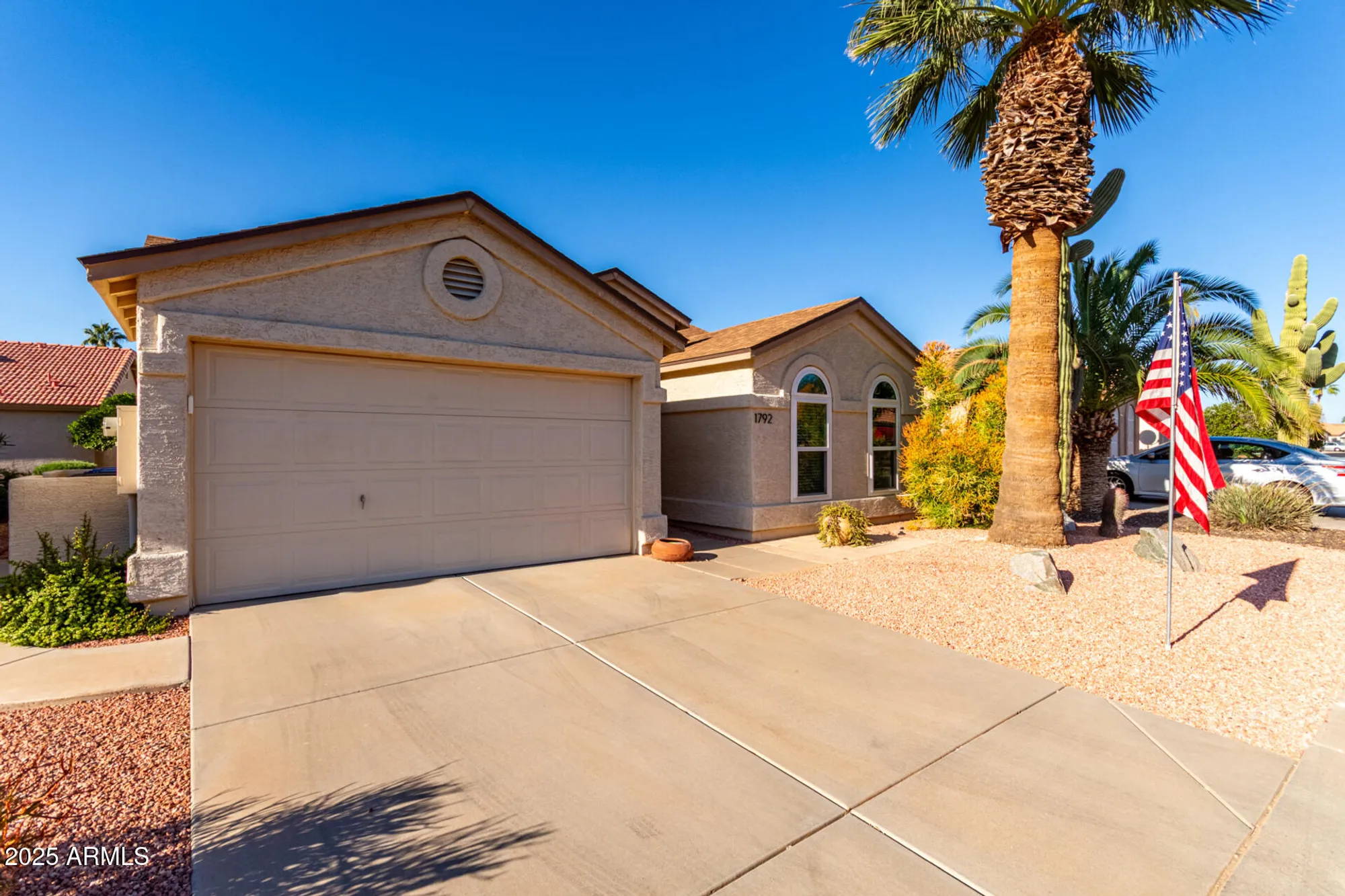 Property Slideshow image 2 of 17 | 1792 e palm beach dr, Chandler, AZ, 85249