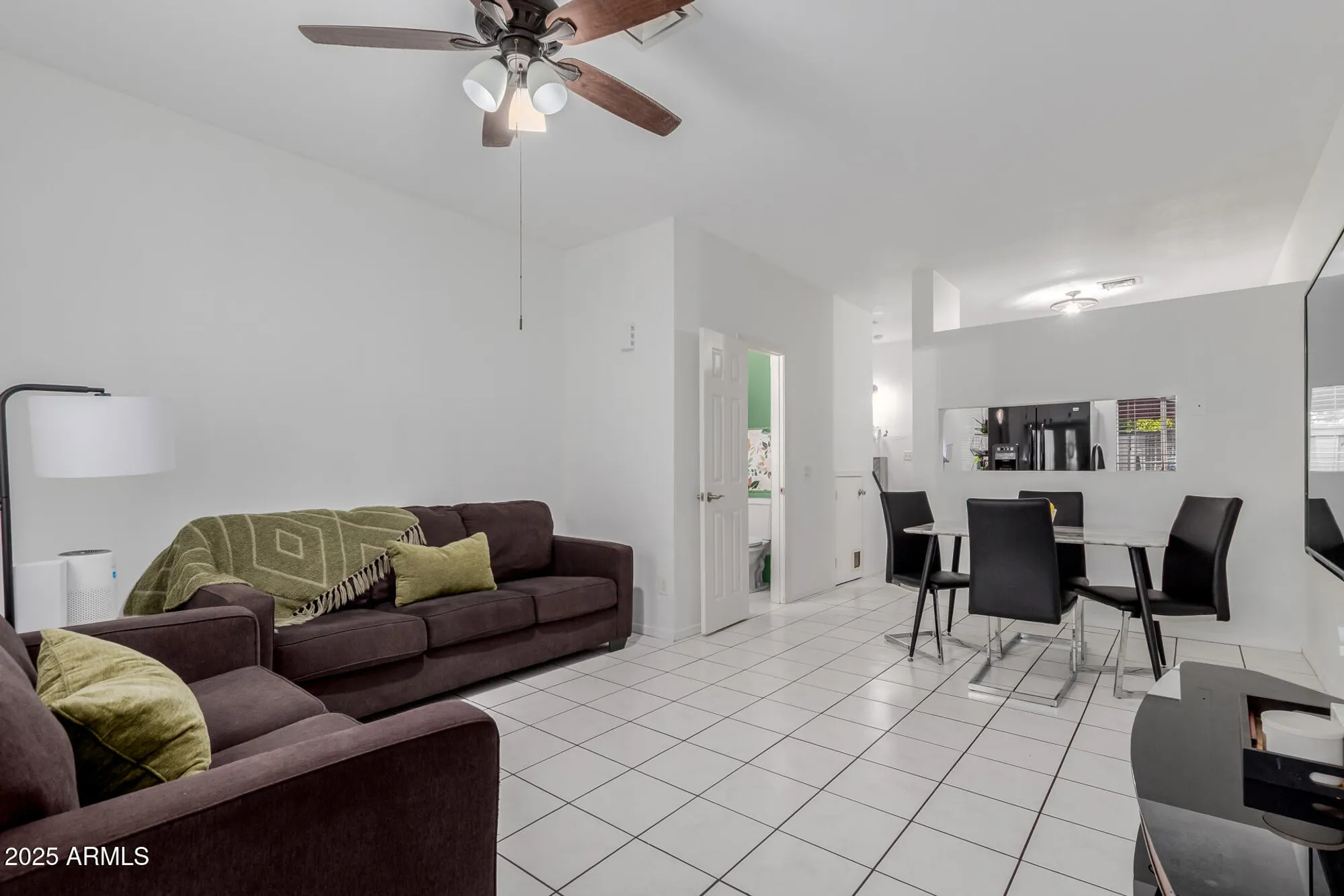 Property Slideshow image 5 of 27 | 3401 w morrow dr unit 5, Phoenix, AZ, 85027