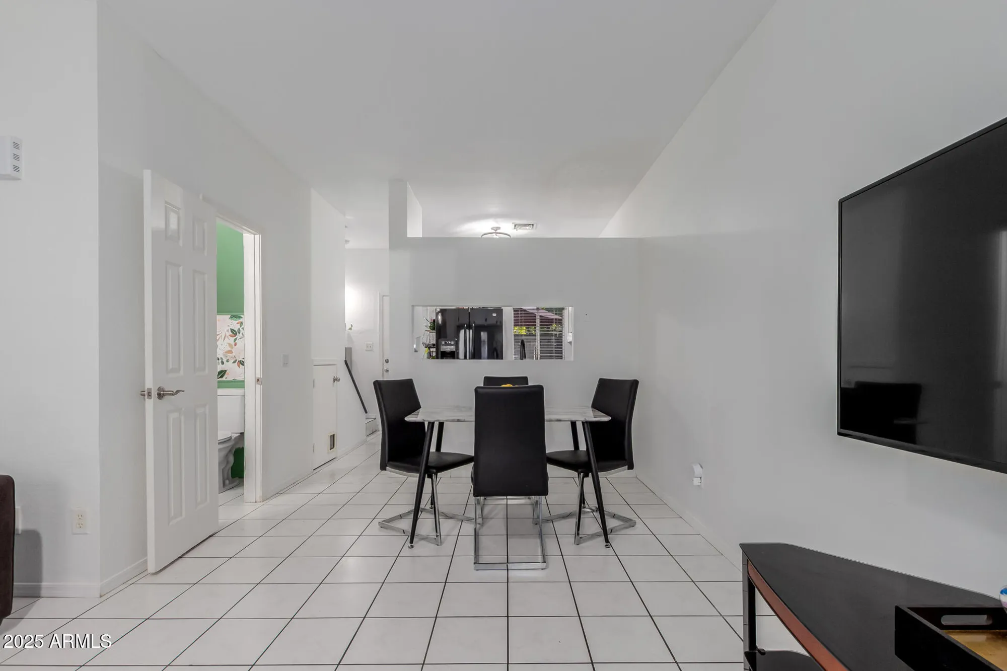 Property Slideshow image 6 of 27 | 3401 w morrow dr unit 5, Phoenix, AZ, 85027