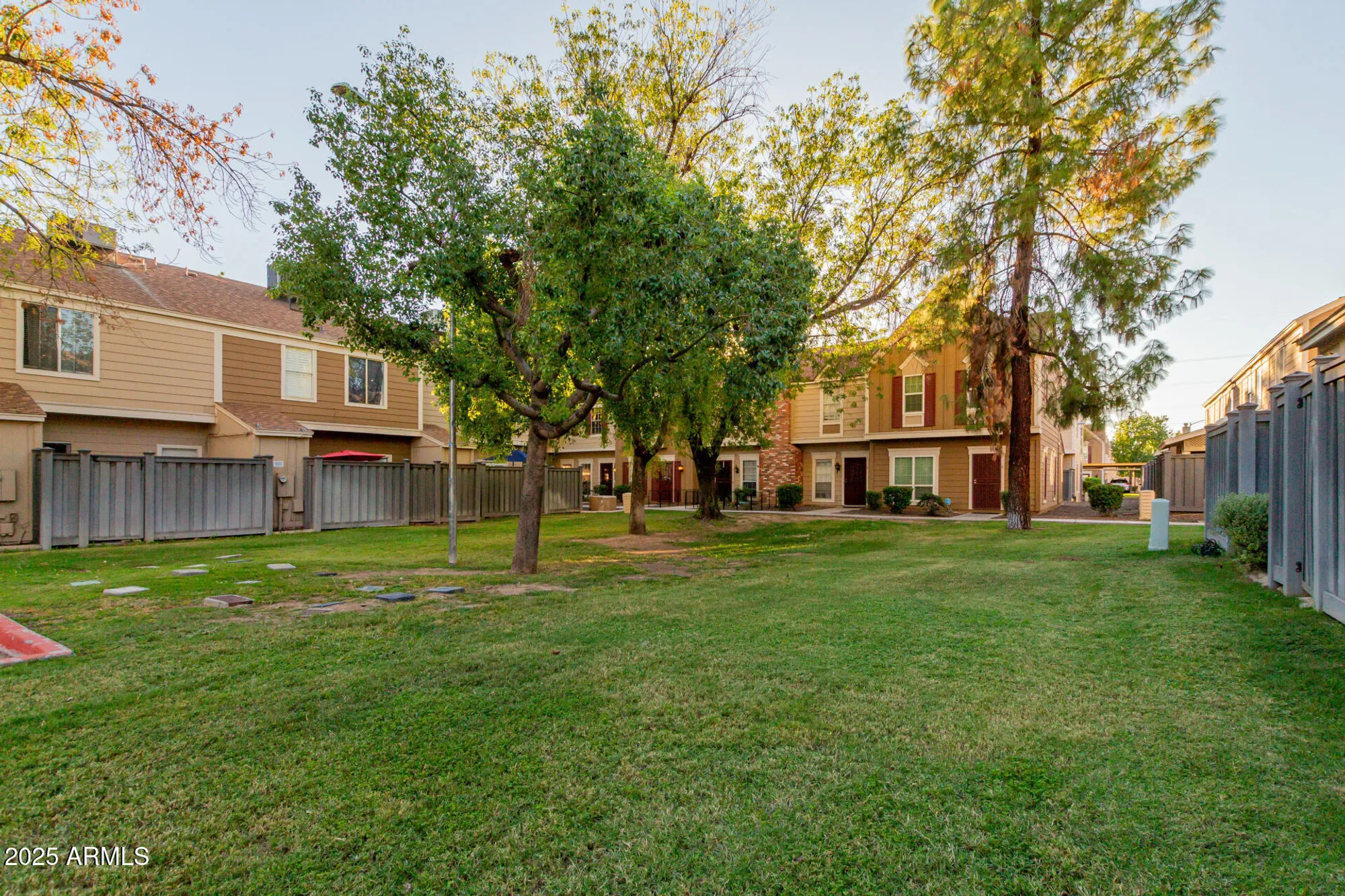 Property Slideshow image 23 of 27 | 3401 w morrow dr unit 5, Phoenix, AZ, 85027