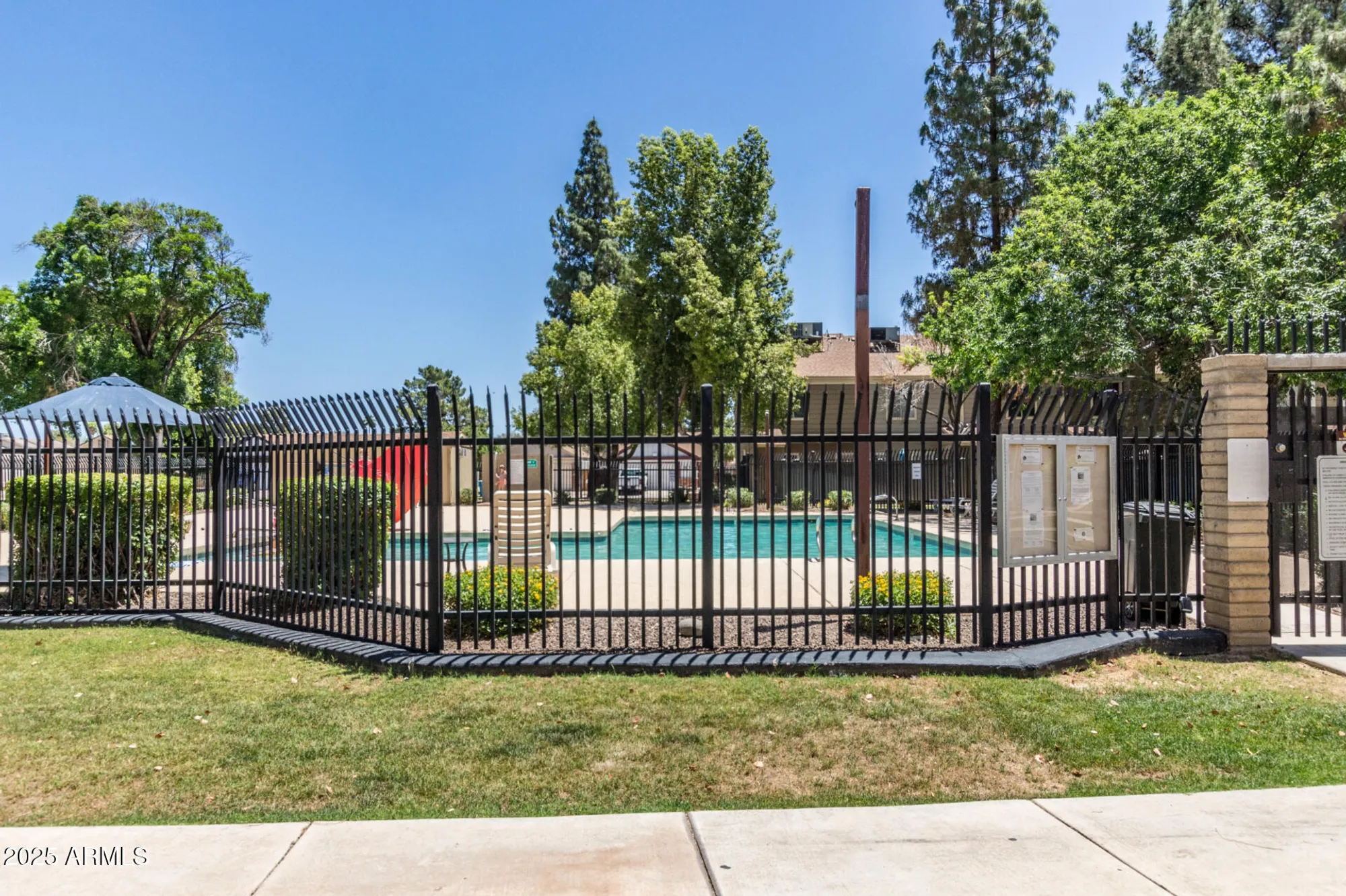 Property Slideshow image 26 of 27 | 3401 w morrow dr unit 5, Phoenix, AZ, 85027