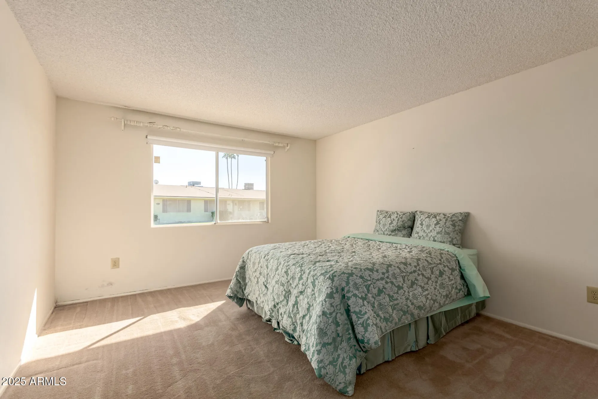 Property Slideshow image 19 of 26 | 13642 n silverbell dr, Sun City, AZ, 85351