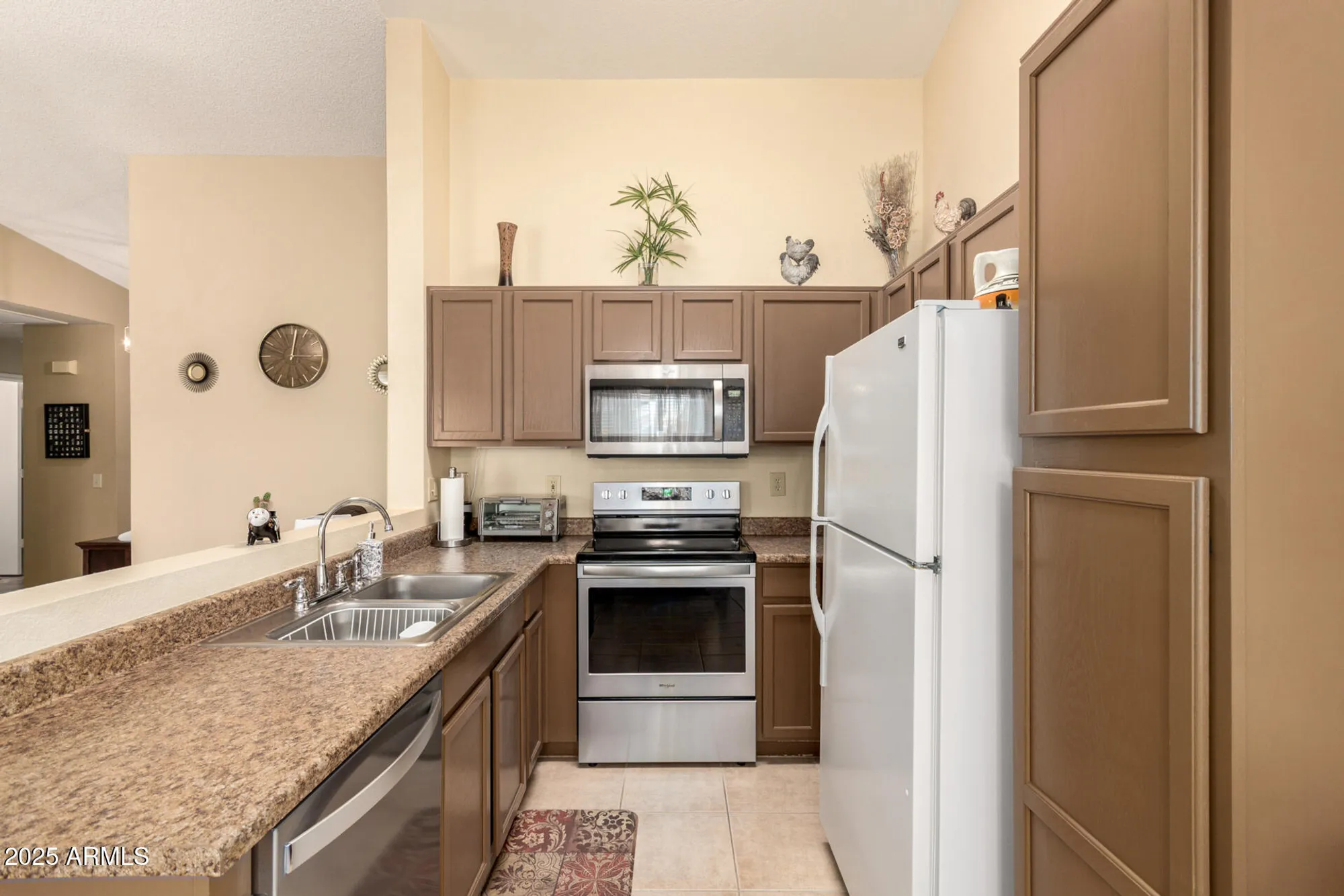 Property Slideshow image 8 of 17 | 1792 e palm beach dr, Chandler, AZ, 85249