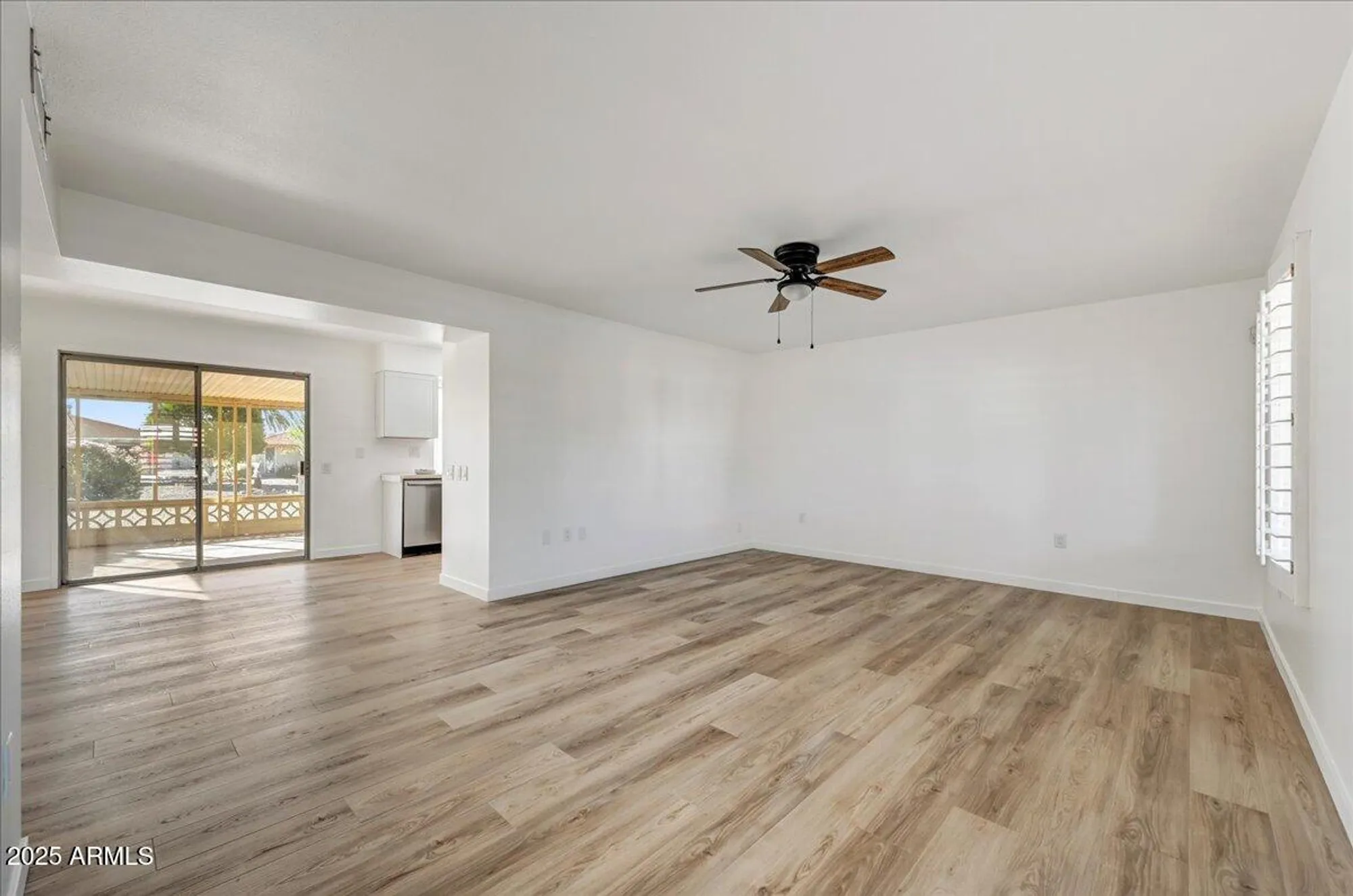 Property Slideshow image 9 of 35 | 9711 w indian hills dr, Sun City, AZ, 85351