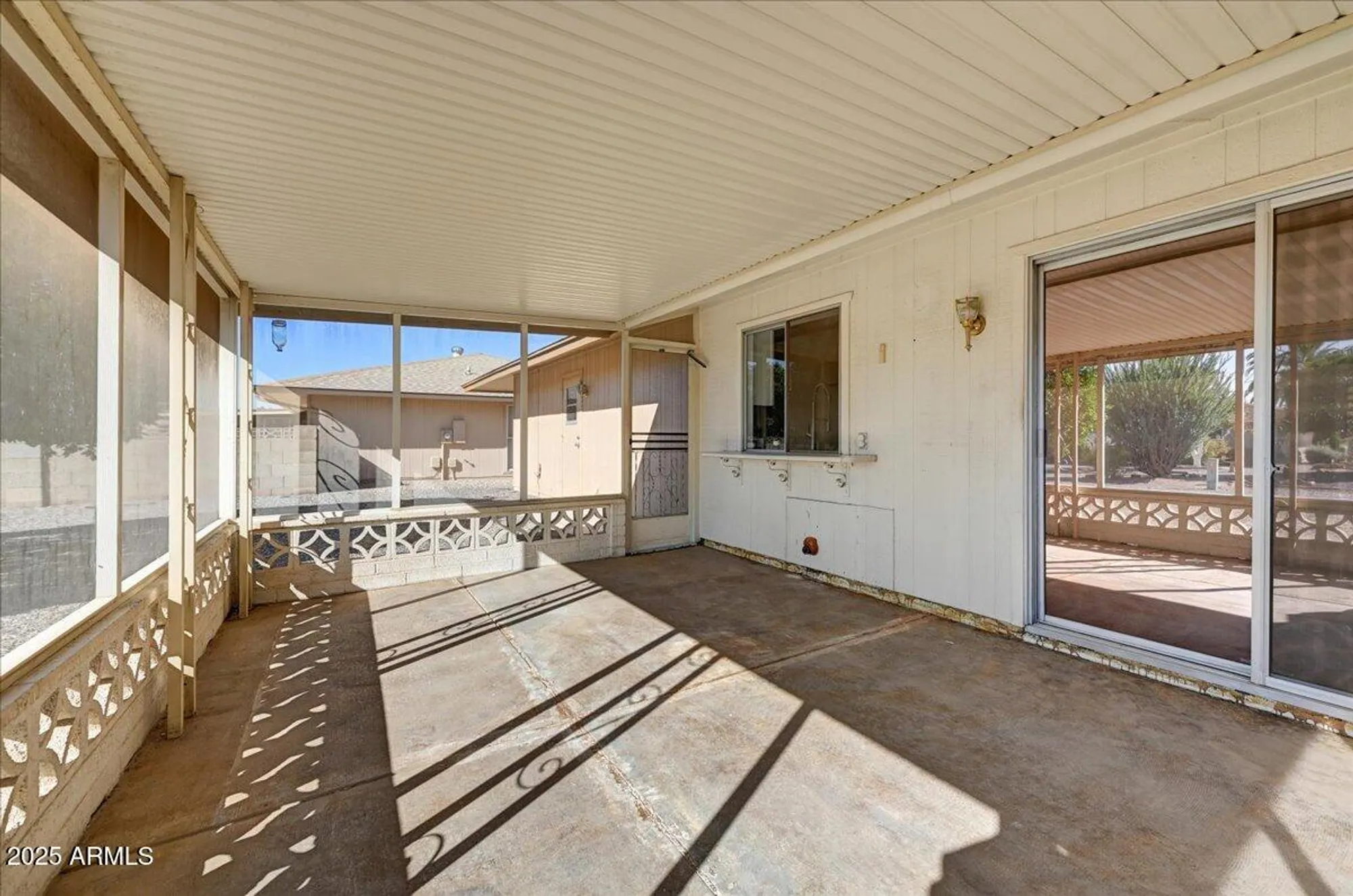 Property Slideshow image 26 of 35 | 9711 w indian hills dr, Sun City, AZ, 85351