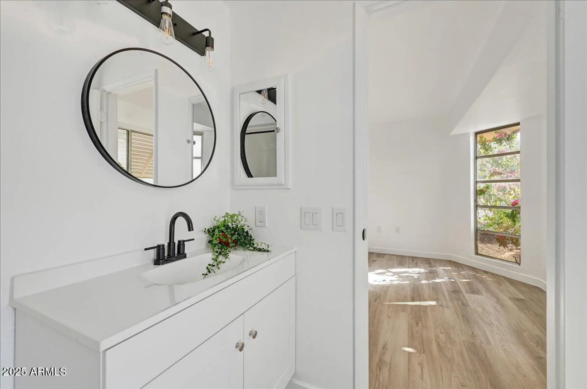 Property Slideshow image 18 of 35 | 9711 w indian hills dr, Sun City, AZ, 85351