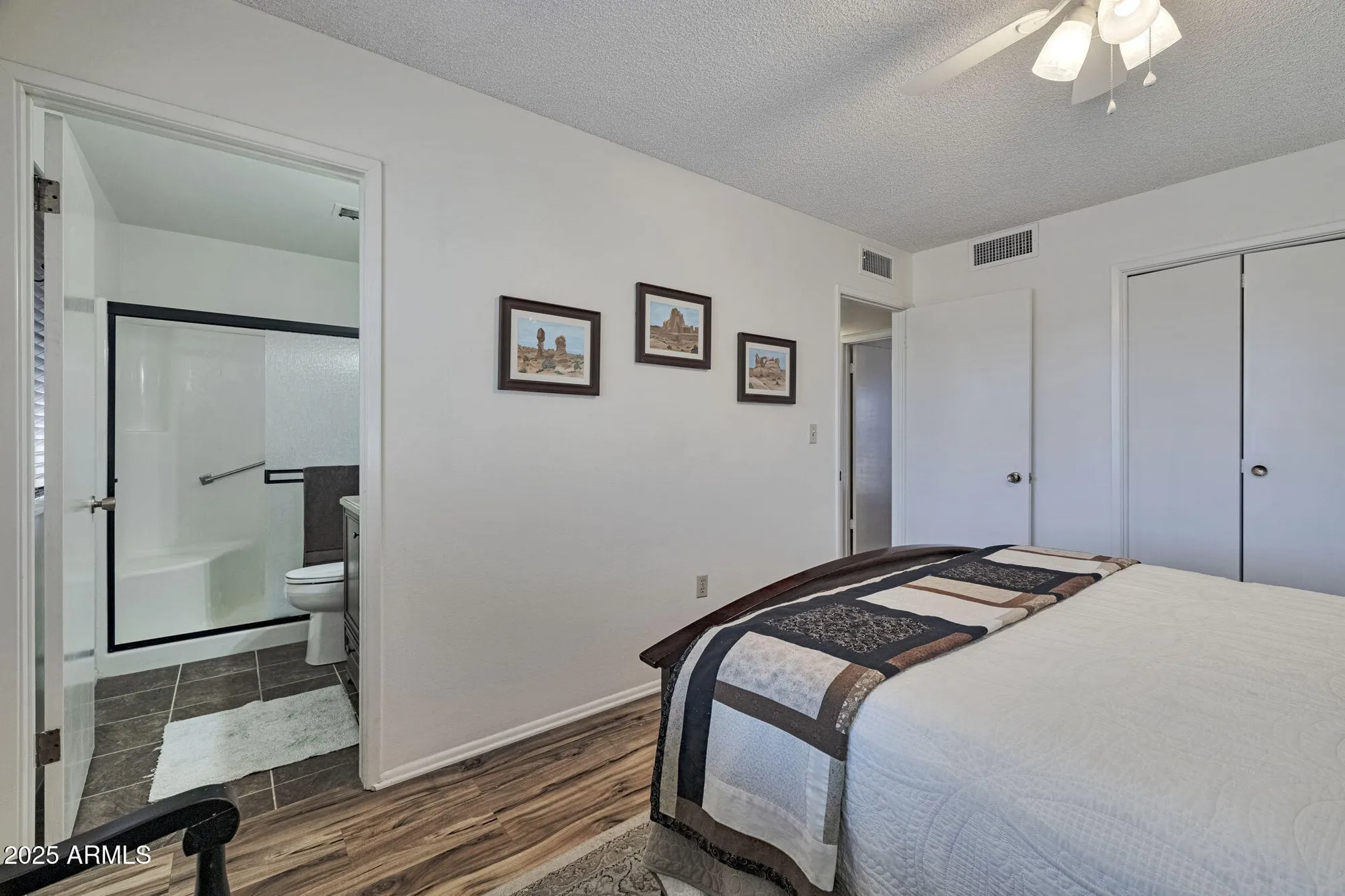 Property Slideshow image 12 of 15 | 10131 w cheryl dr, Sun City, AZ, 85351