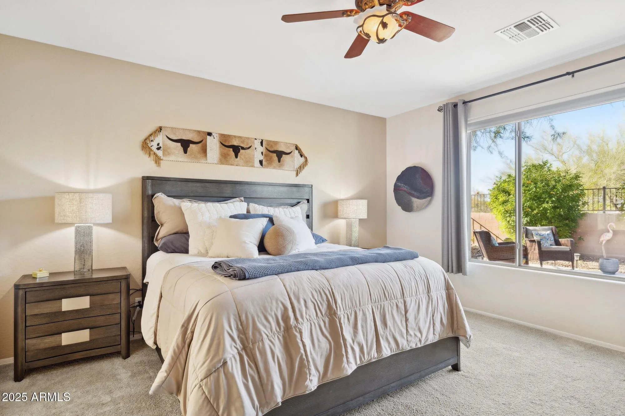 Property Slideshow image 9 of 42 | 41306 n prestancia dr, Phoenix, AZ, 85086