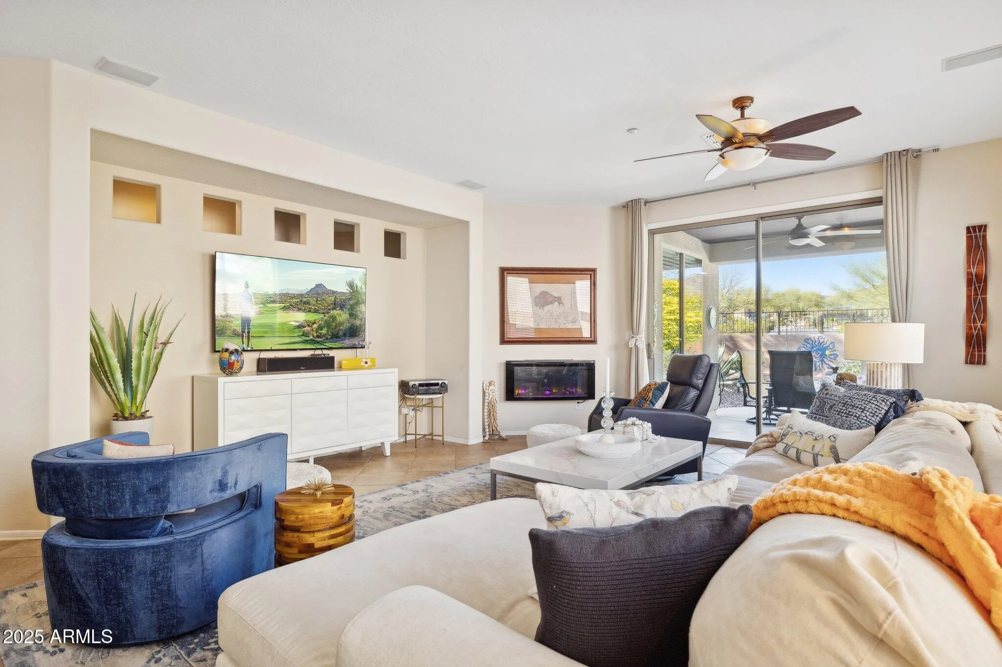 Property Slideshow image 6 of 42 | 41306 n prestancia dr, Phoenix, AZ, 85086