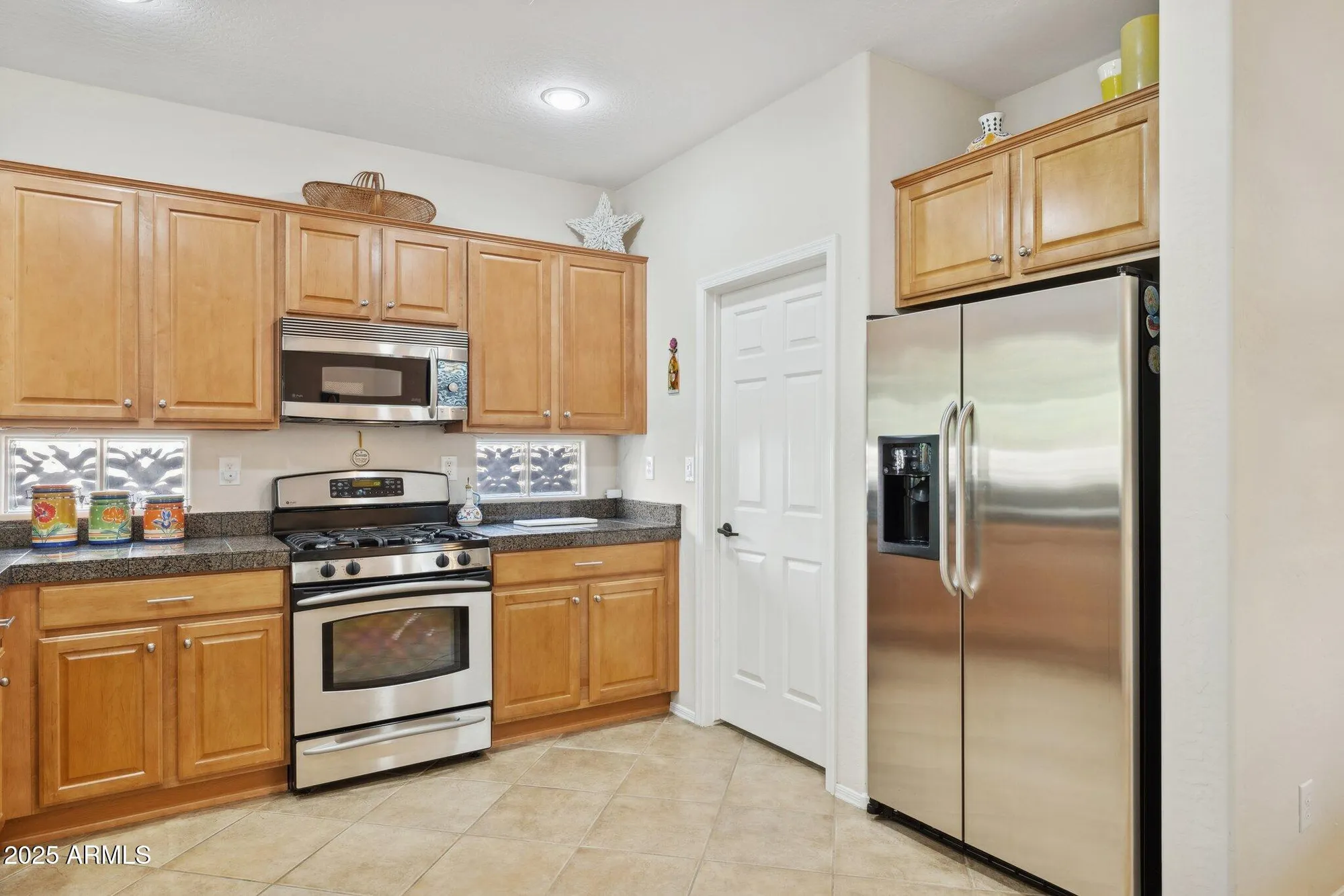 Property Slideshow image 20 of 42 | 41306 n prestancia dr, Phoenix, AZ, 85086