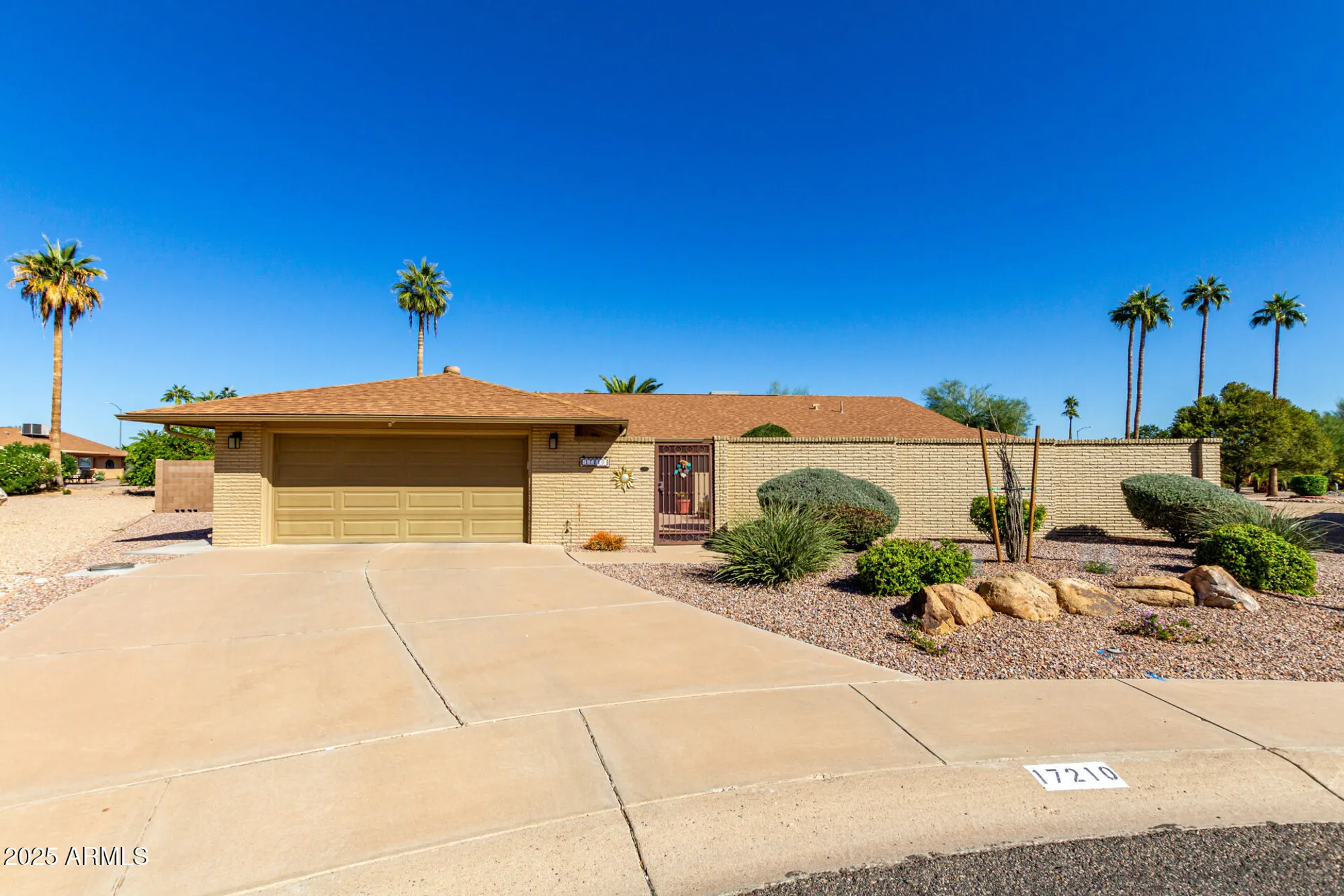Property Slideshow image 2 of 43 | 17210 n 131st dr, Sun City West, AZ, 85375