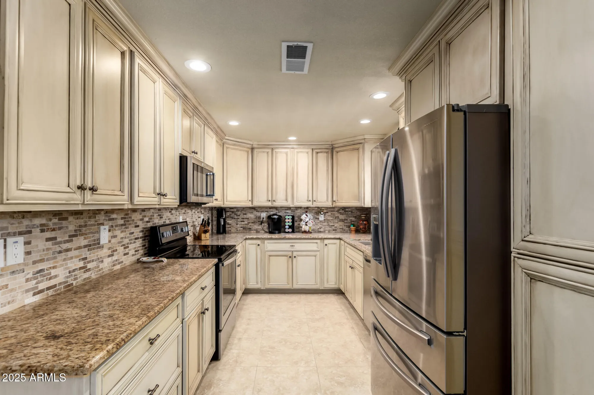 Property Slideshow image 12 of 43 | 17210 n 131st dr, Sun City West, AZ, 85375