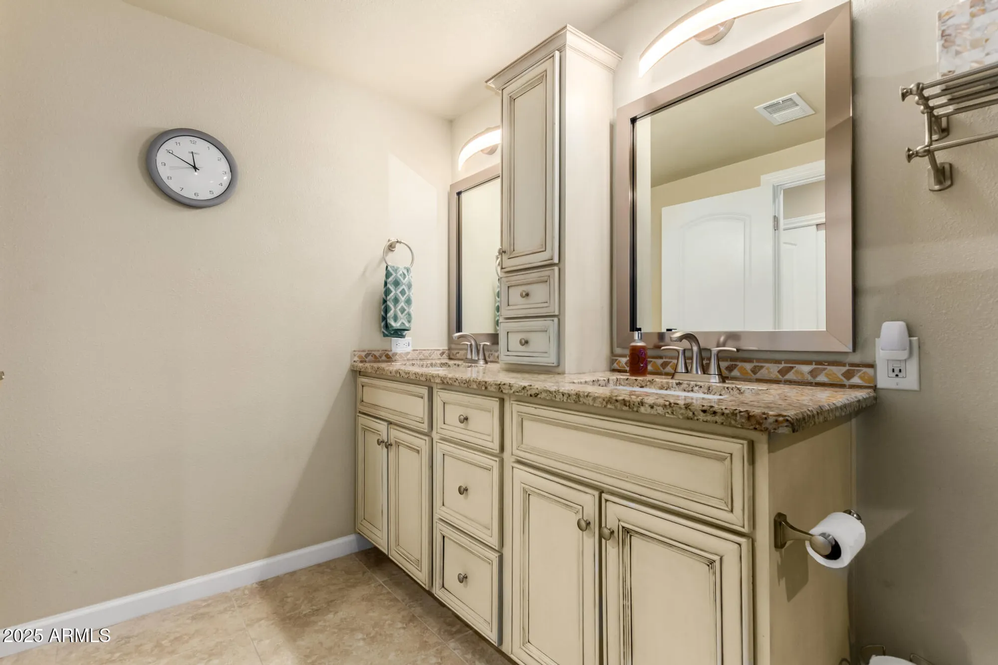 Property Slideshow image 19 of 43 | 17210 n 131st dr, Sun City West, AZ, 85375