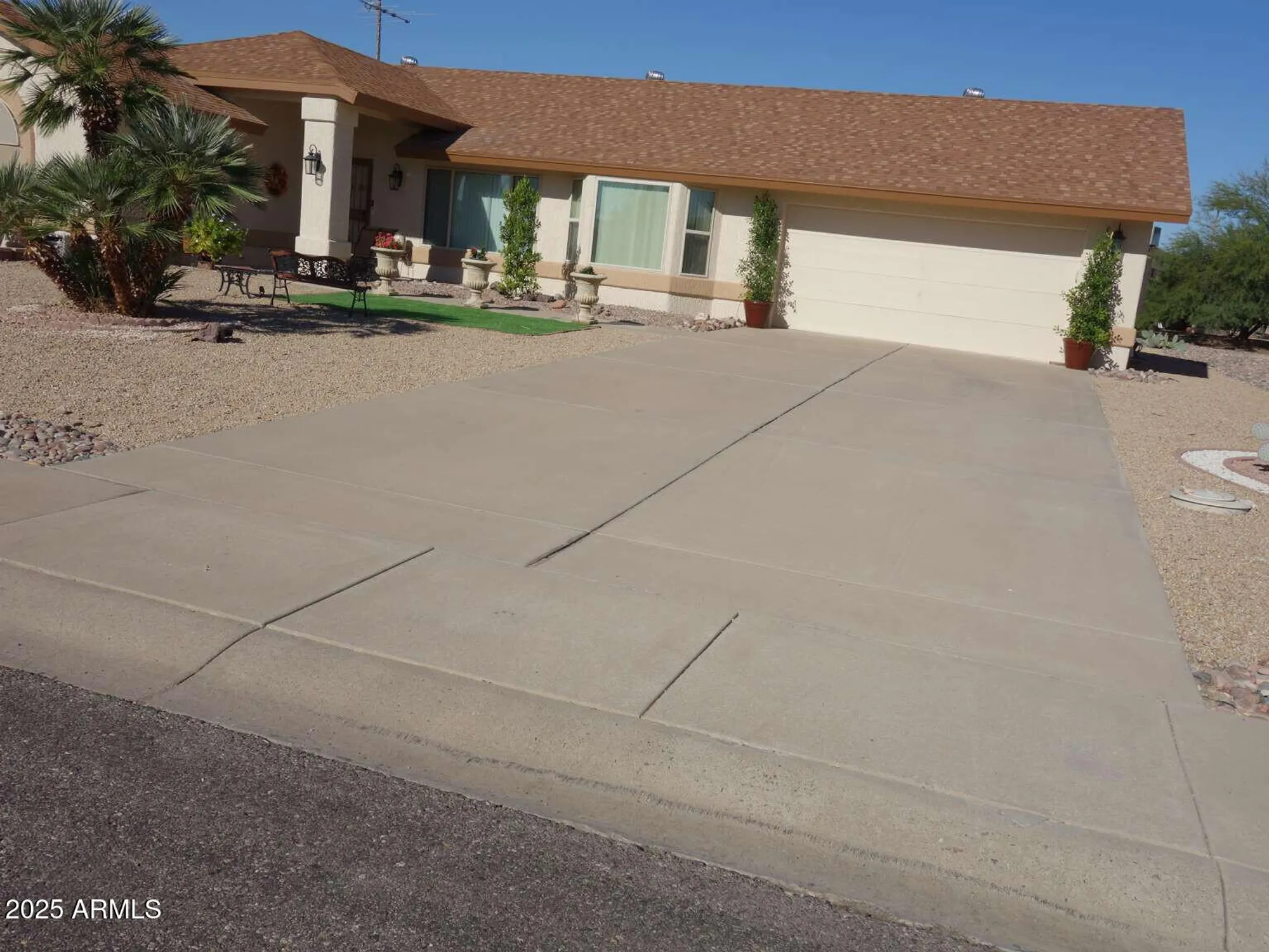 Property Slideshow image 4 of 40 | 18802 n suncrest ct, Sun City West, AZ, 85375