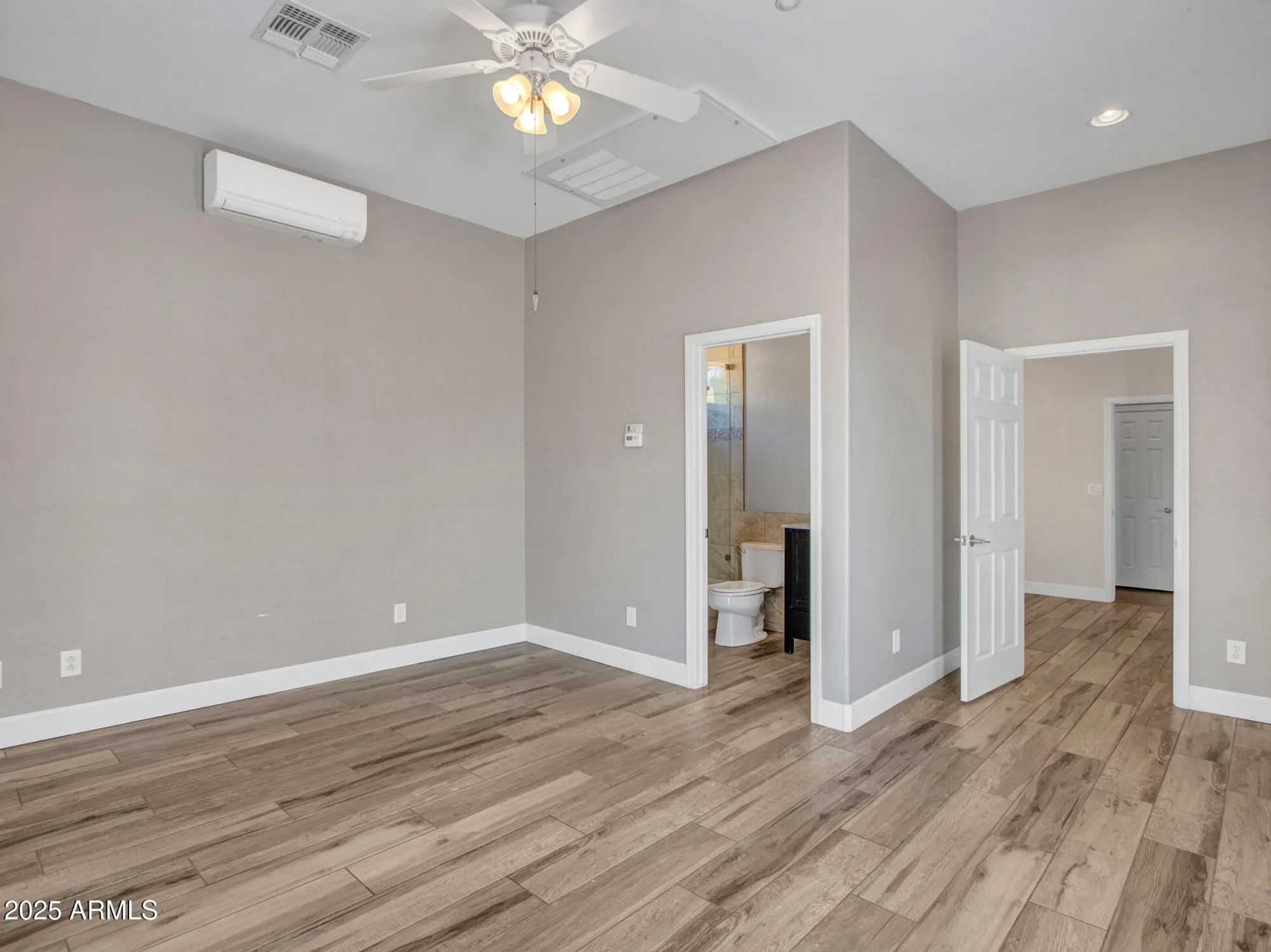 Property Slideshow image 23 of 70 | 41707 n rolling green way, Anthem, AZ, 85086