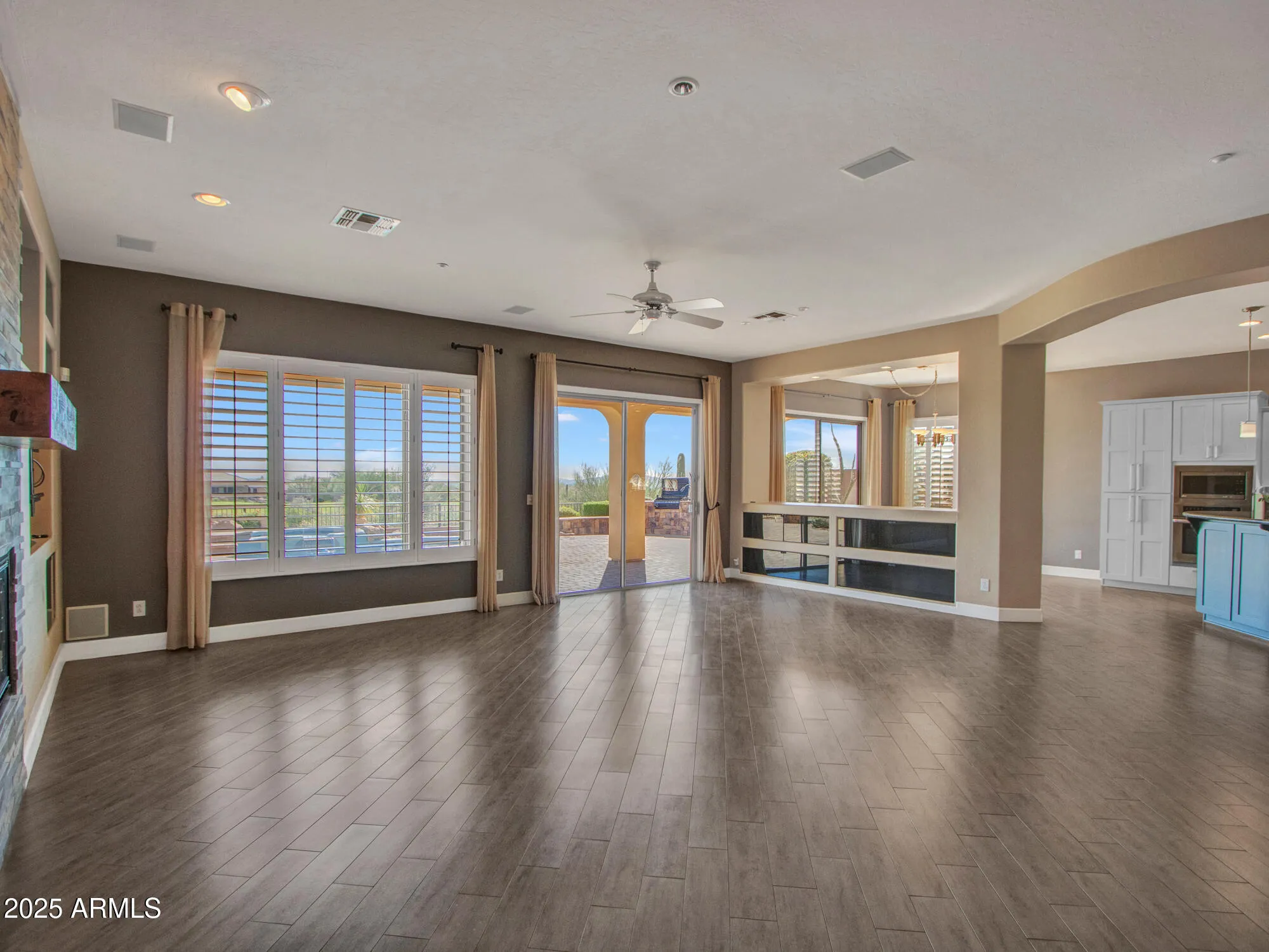 Property Slideshow image 14 of 70 | 41707 n rolling green way, Anthem, AZ, 85086