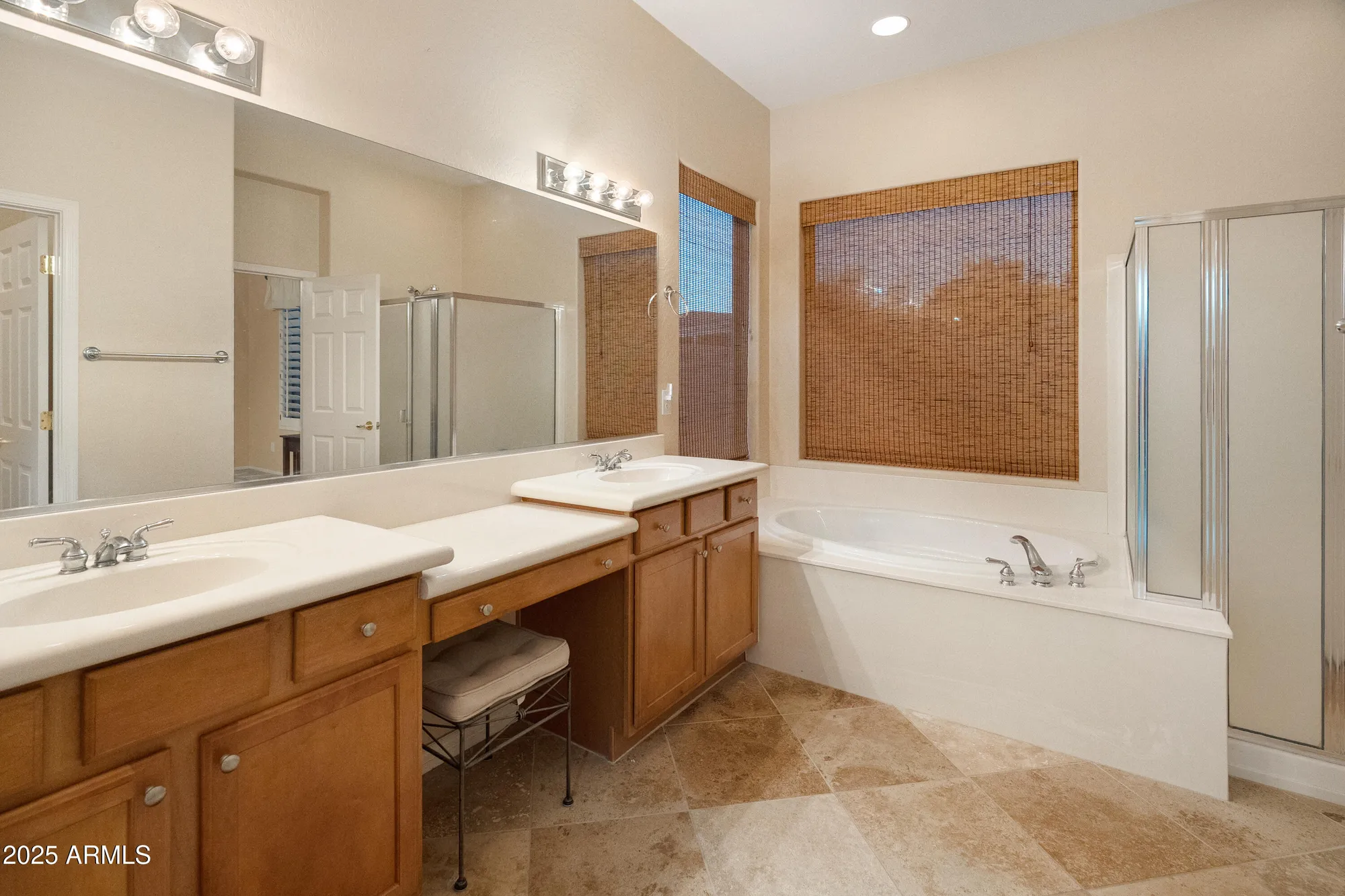 Property Slideshow image 19 of 29 | 1610 w ainsworth dr, Anthem, AZ, 85086