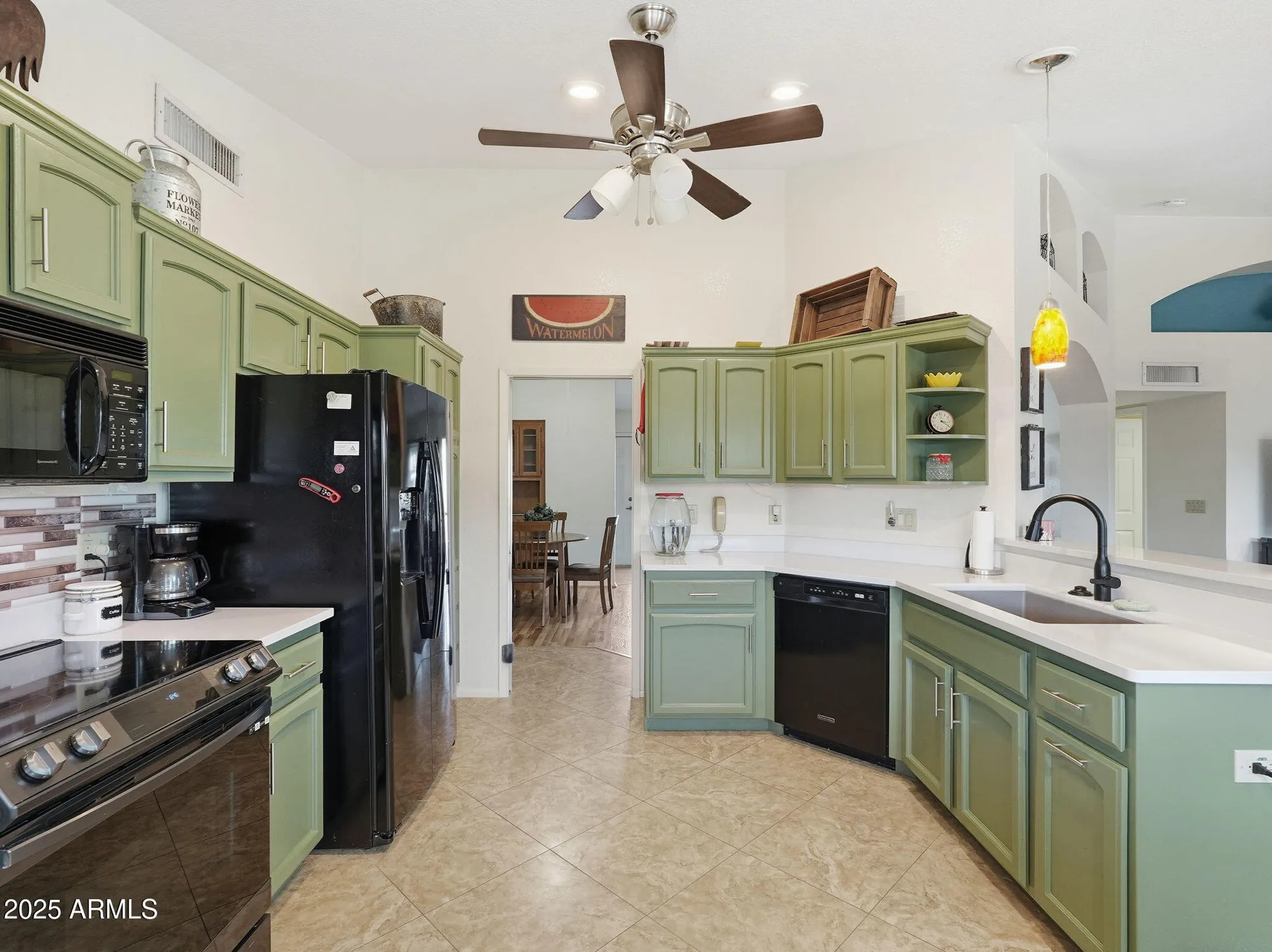 Property Slideshow image 11 of 32 | 7953 e milagro ave, Mesa, AZ, 85209
