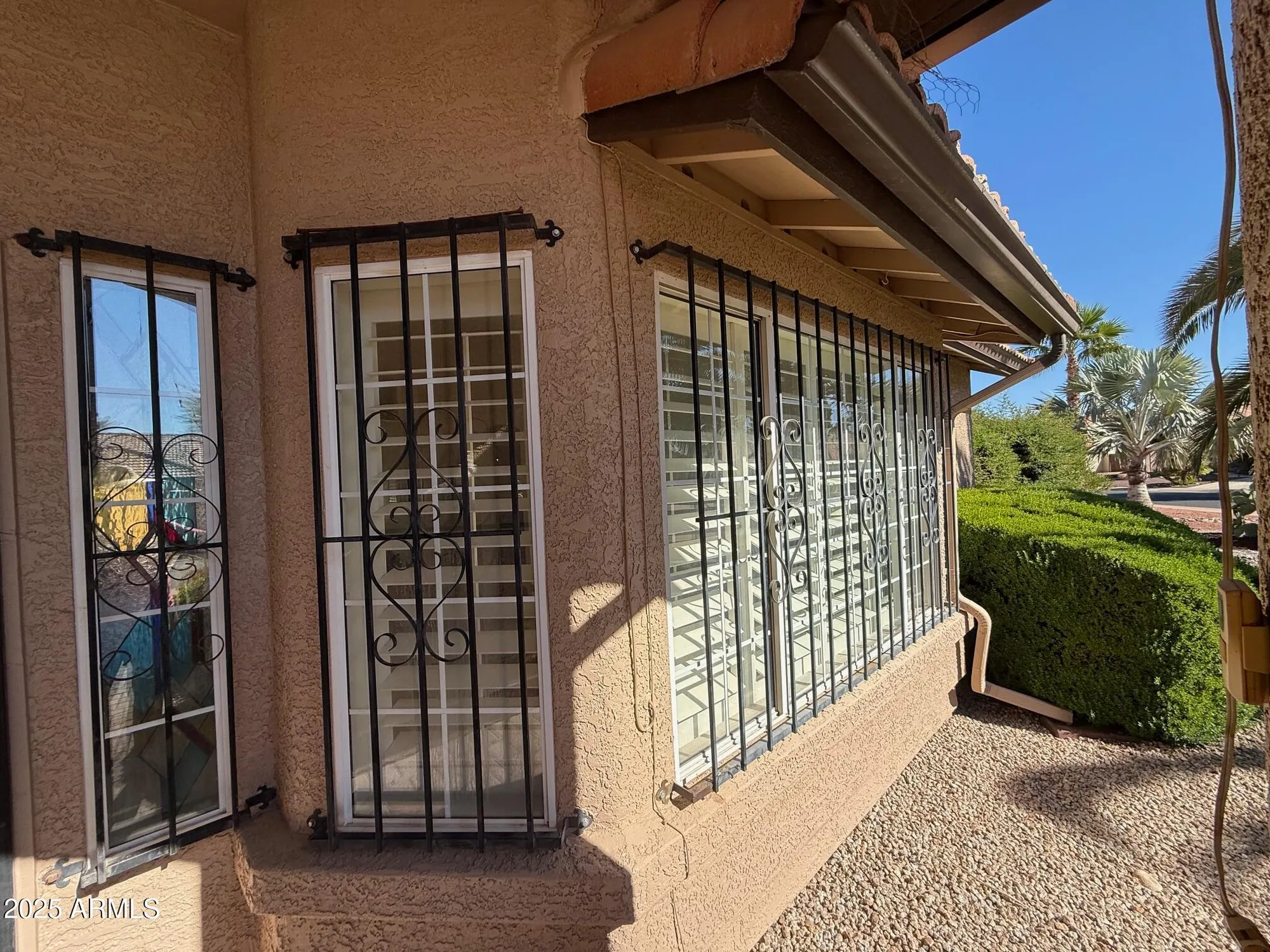 Property Slideshow image 8 of 53 | 11002 w yukon dr, Peoria, AZ, 85373