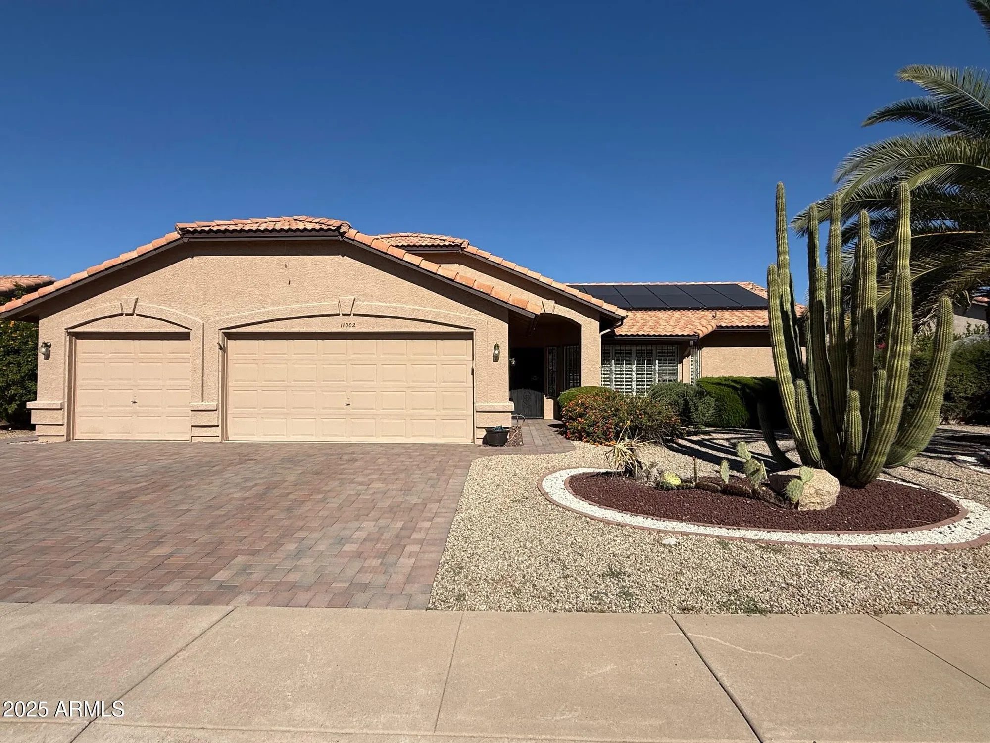 Property Slideshow image 1 of 53 | 11002 w yukon dr, Peoria, AZ, 85373