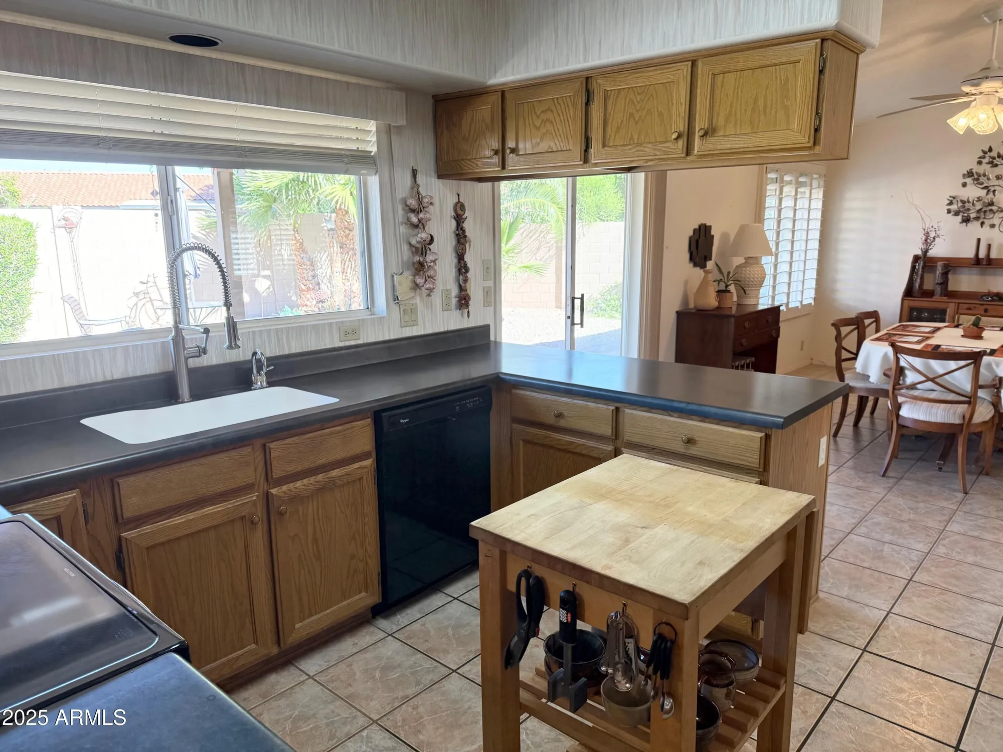 Property Slideshow image 20 of 53 | 11002 w yukon dr, Peoria, AZ, 85373