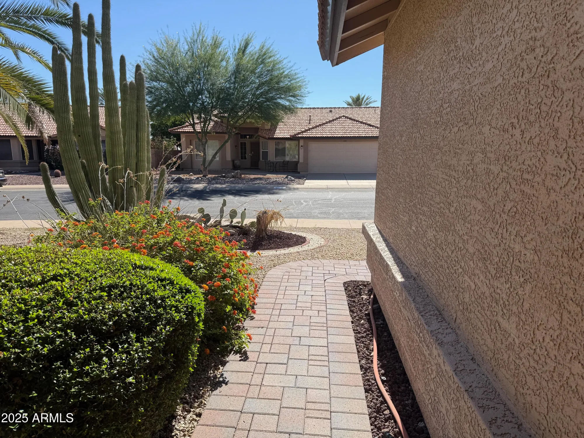 Property Slideshow image 6 of 53 | 11002 w yukon dr, Peoria, AZ, 85373