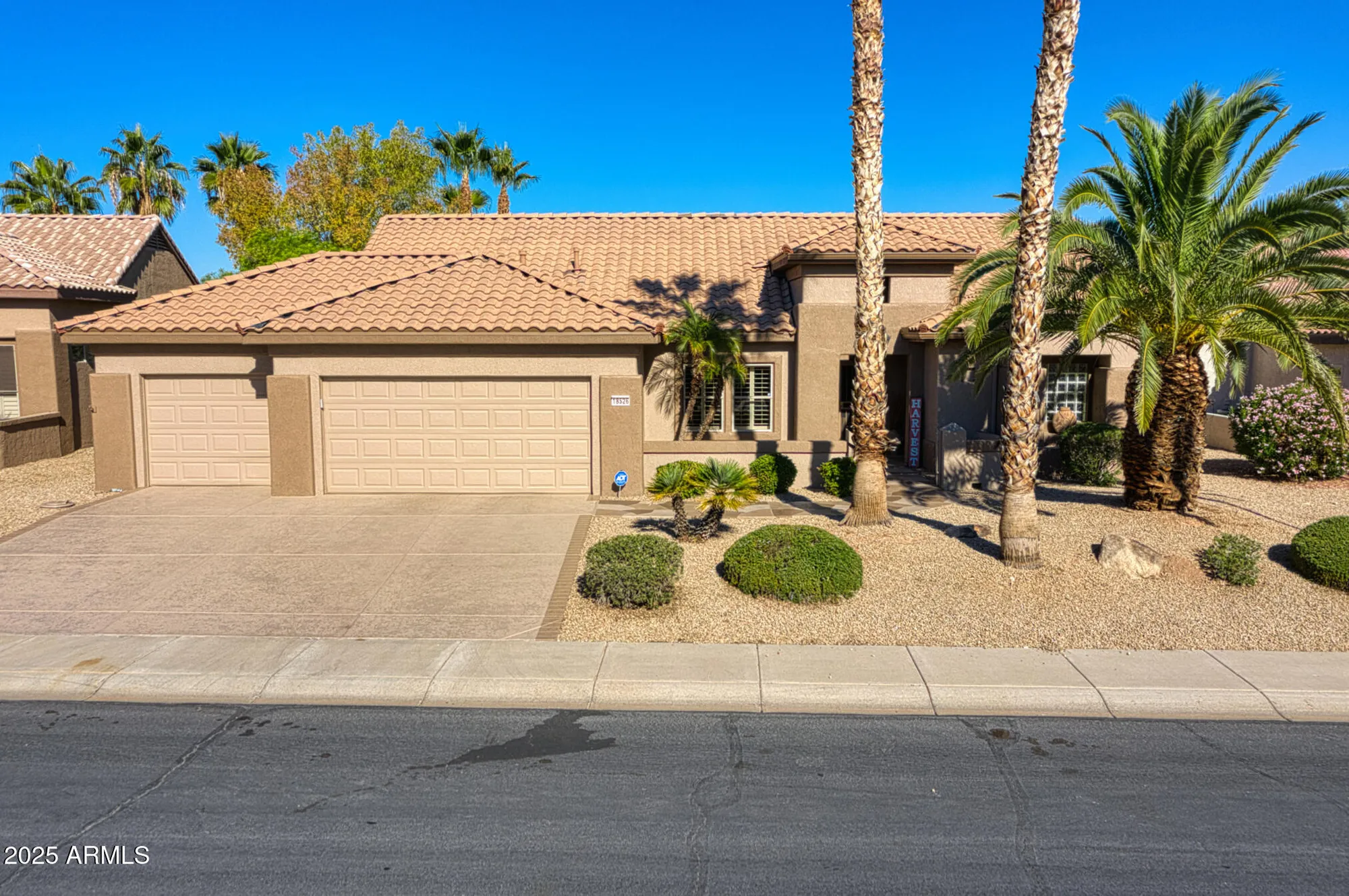 Property Slideshow image 41 of 42 | 18526 n laguna azul ct, Surprise, AZ, 85374