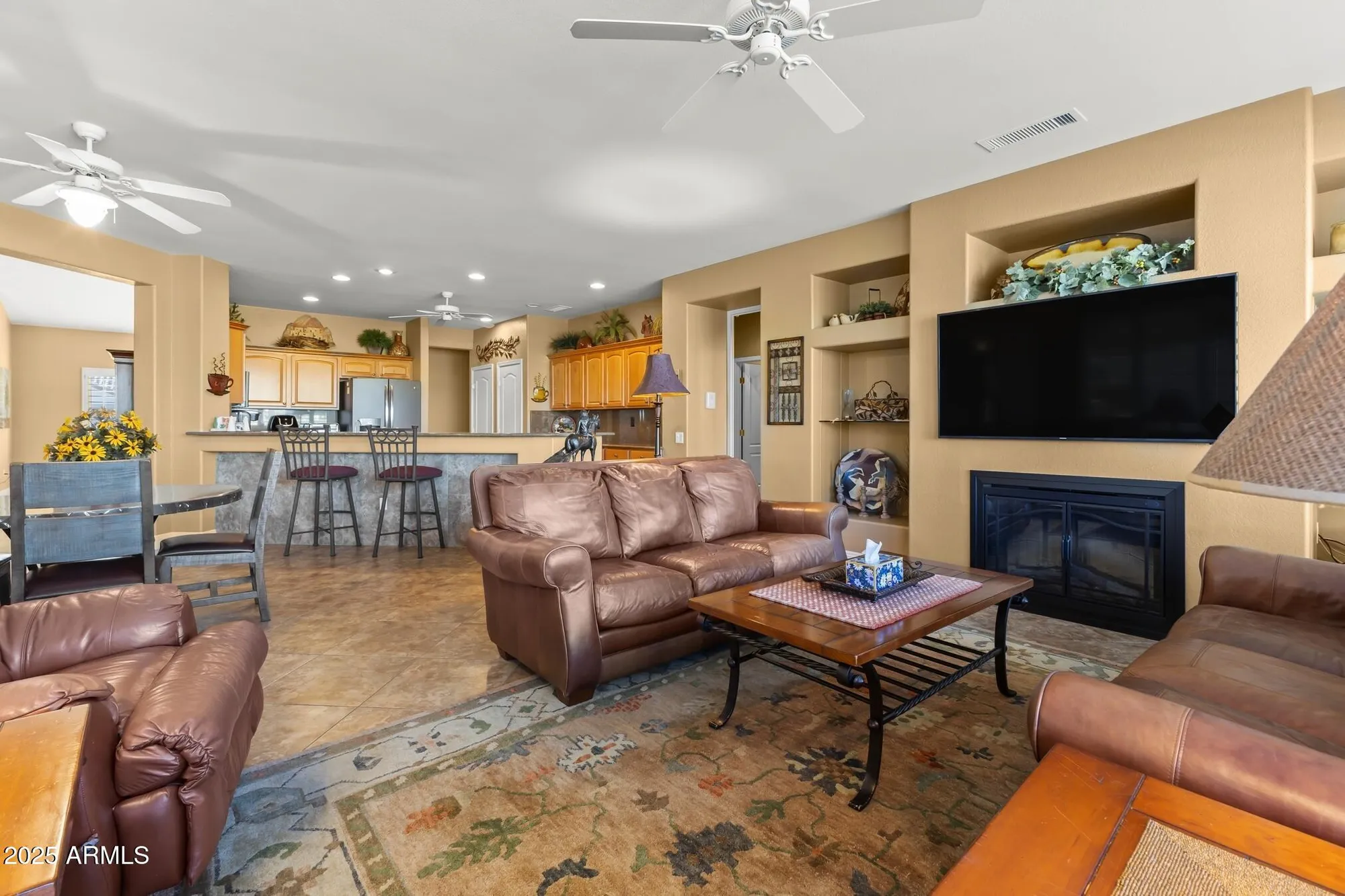 Property Slideshow image 7 of 42 | 18526 n laguna azul ct, Surprise, AZ, 85374