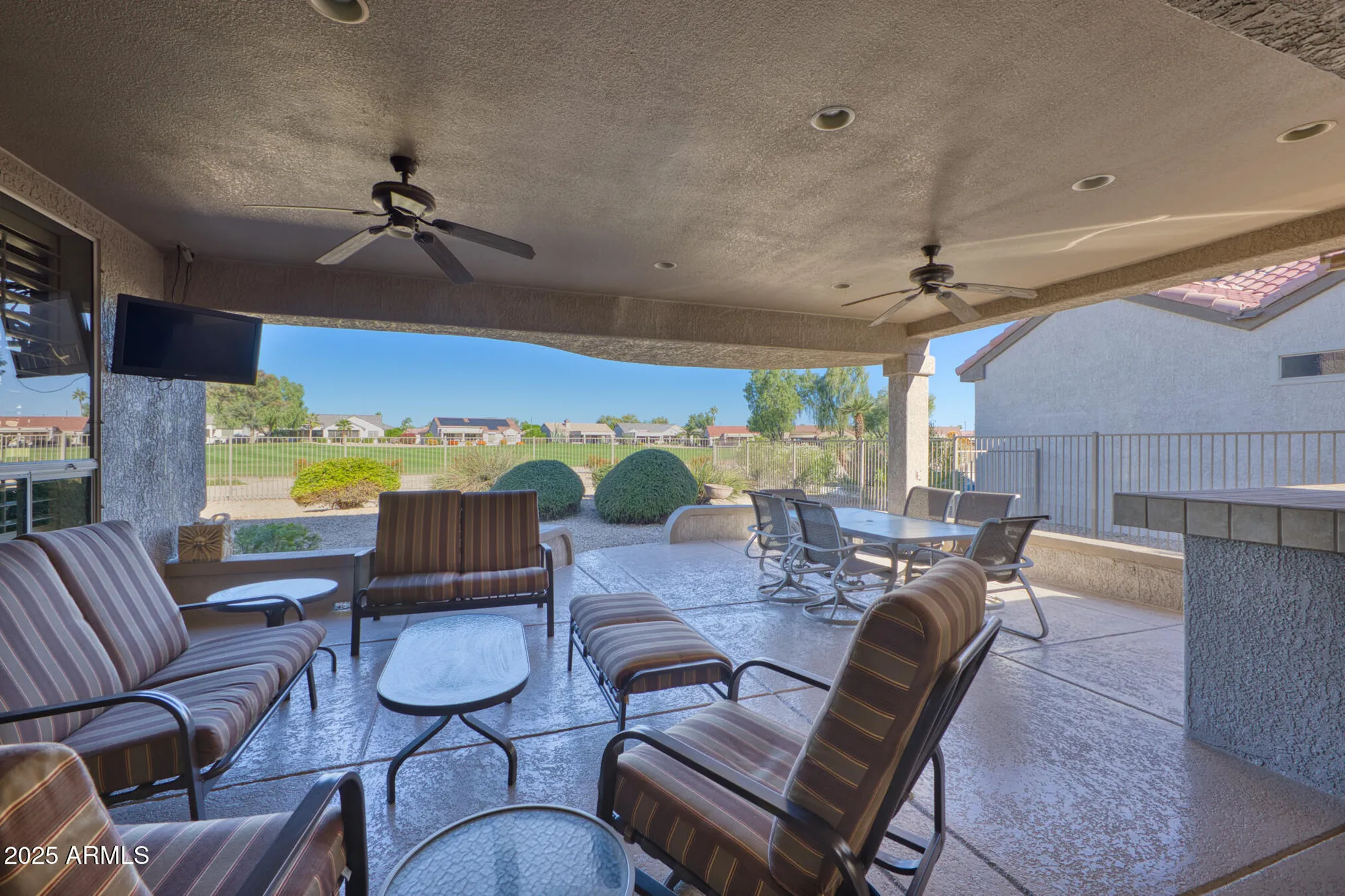 Property Slideshow image 32 of 42 | 18526 n laguna azul ct, Surprise, AZ, 85374