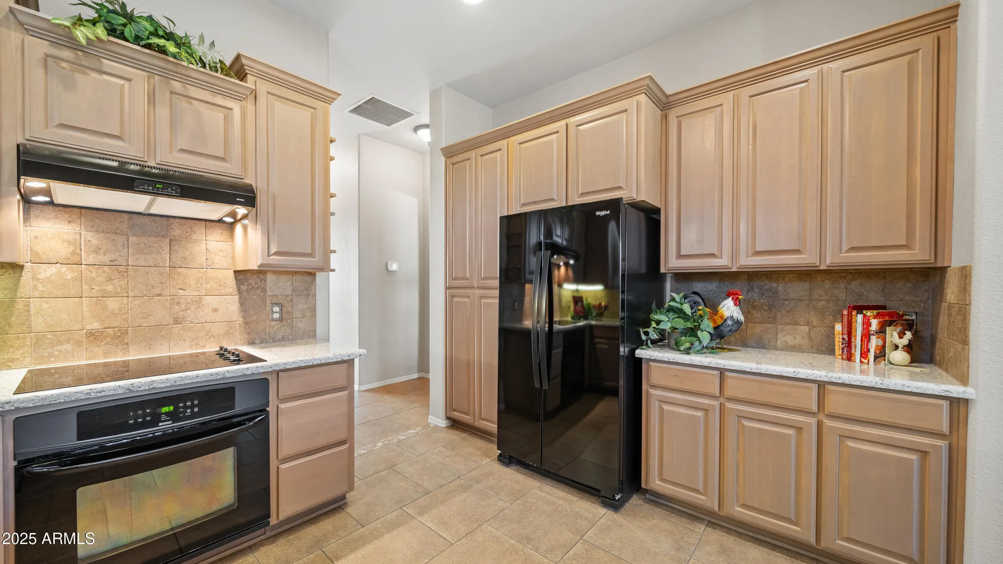 Property Slideshow image 9 of 53 | 2783 glenview dr, Sierra Vista, AZ, 85650
