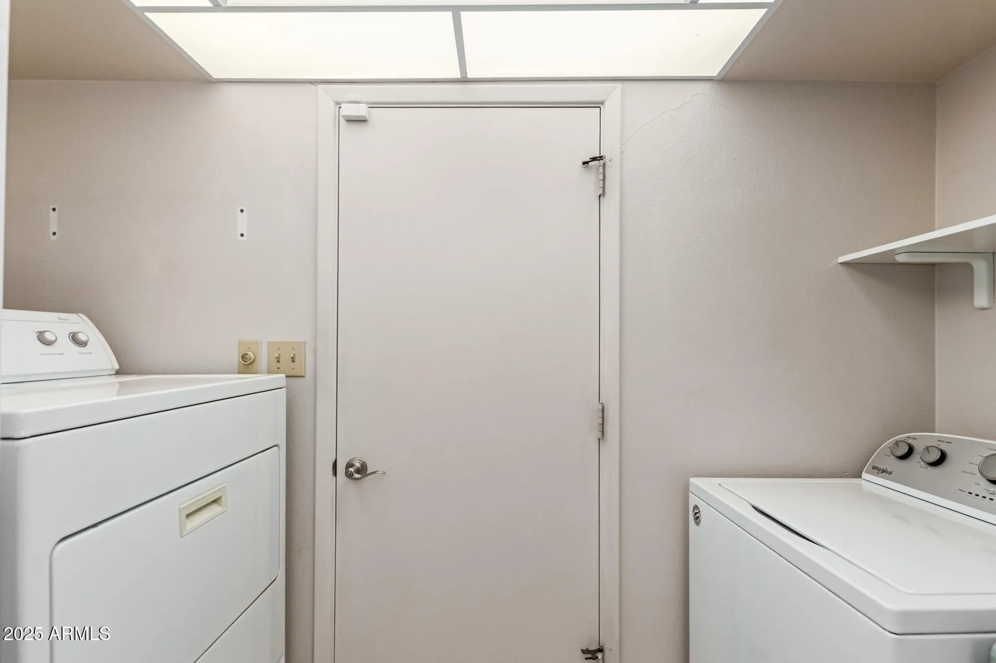 Property Slideshow image 25 of 33 | 26019 s parkside dr, Sun Lakes, AZ, 85248